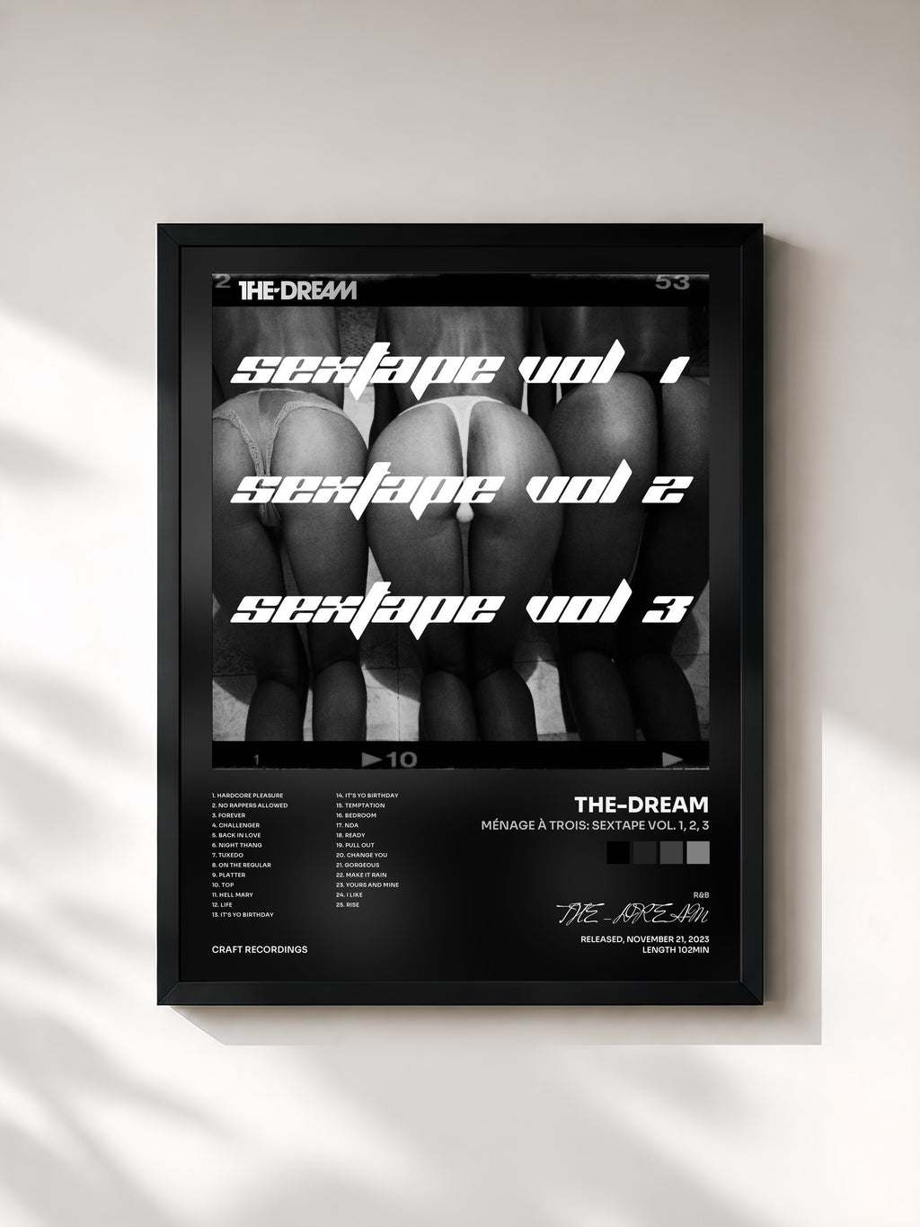 #noir Ménage à Trois: Sextape Vol. 1, 2, 3 von THE-DREAM als gerahmter Kunstdruck, schwarzer Rahmen, gedruckt und gerahmt in Frankreich