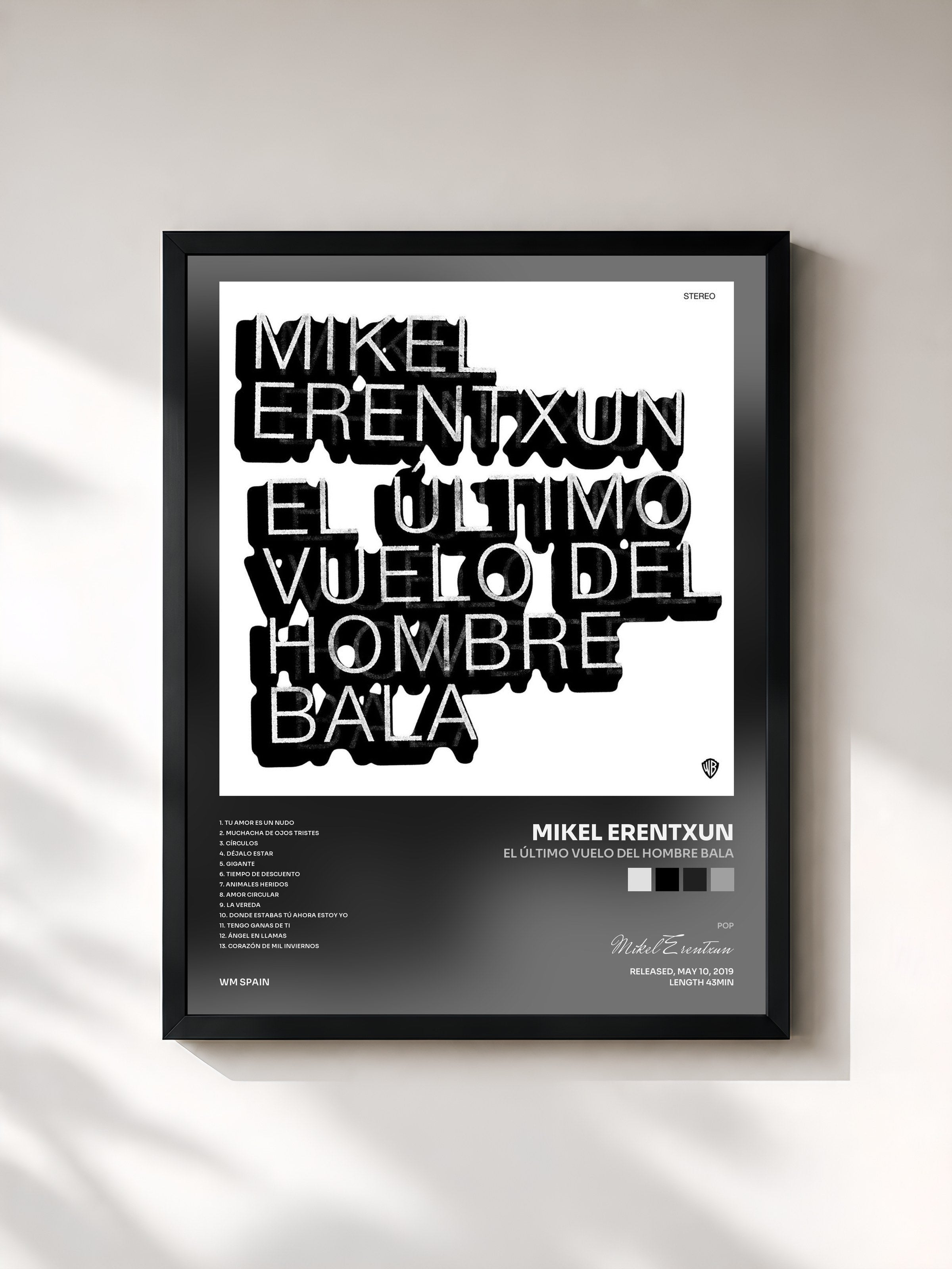 #noir Tableau de l'album El último vuelo del hombre bala de Mikel Erentxun, cadre noir, imprimé et encadré en France