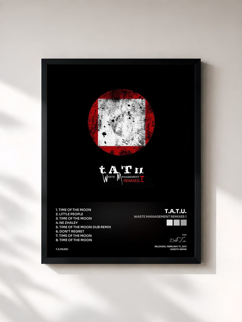 #noir Tableau de l'album Waste Management Remixes 1 de t.A.T.u., cadre noir, imprimé et encadré en France