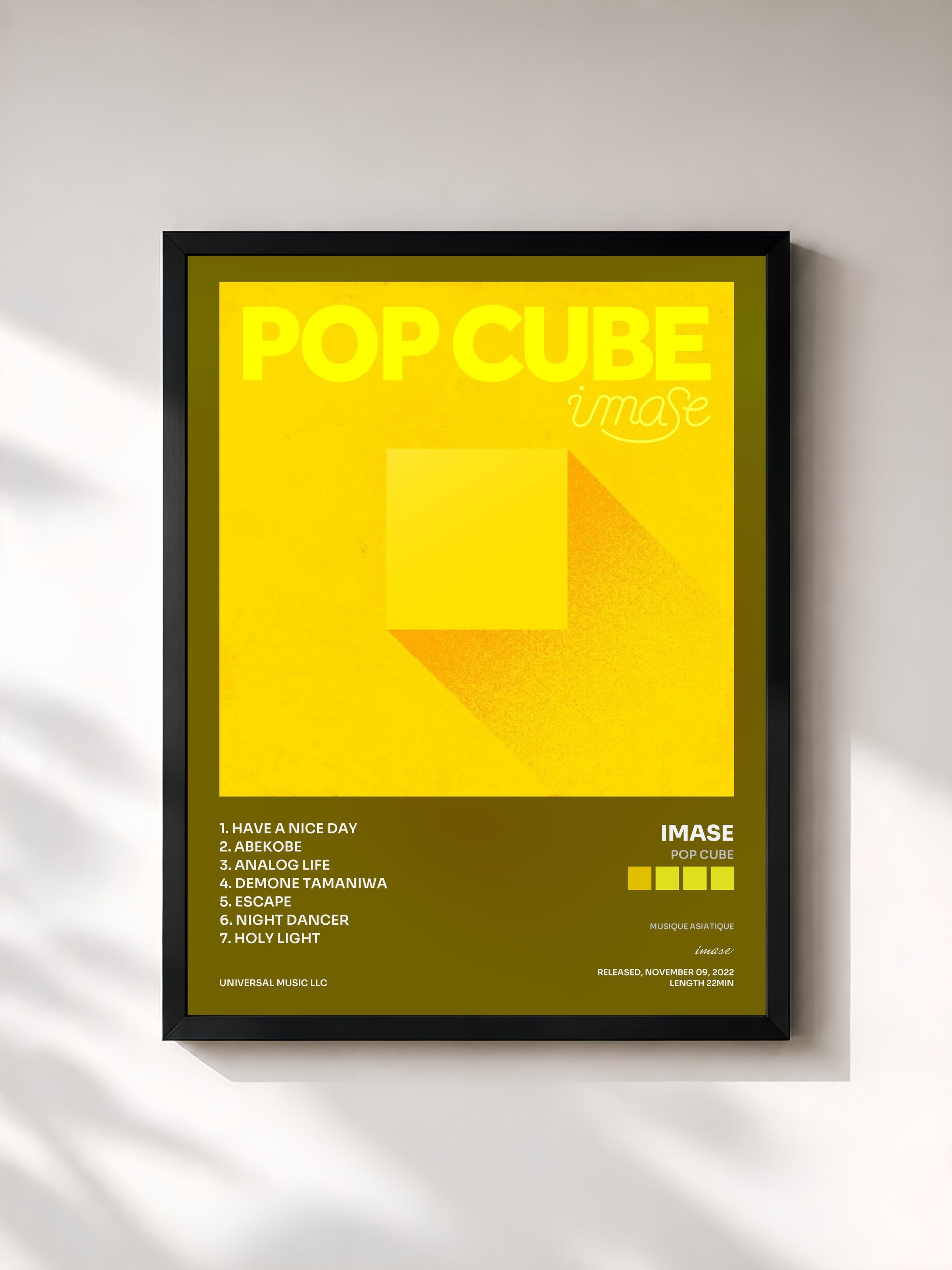 #noir Tableau de l'album POP CUBE de imase, cadre noir, imprimé et encadré en France