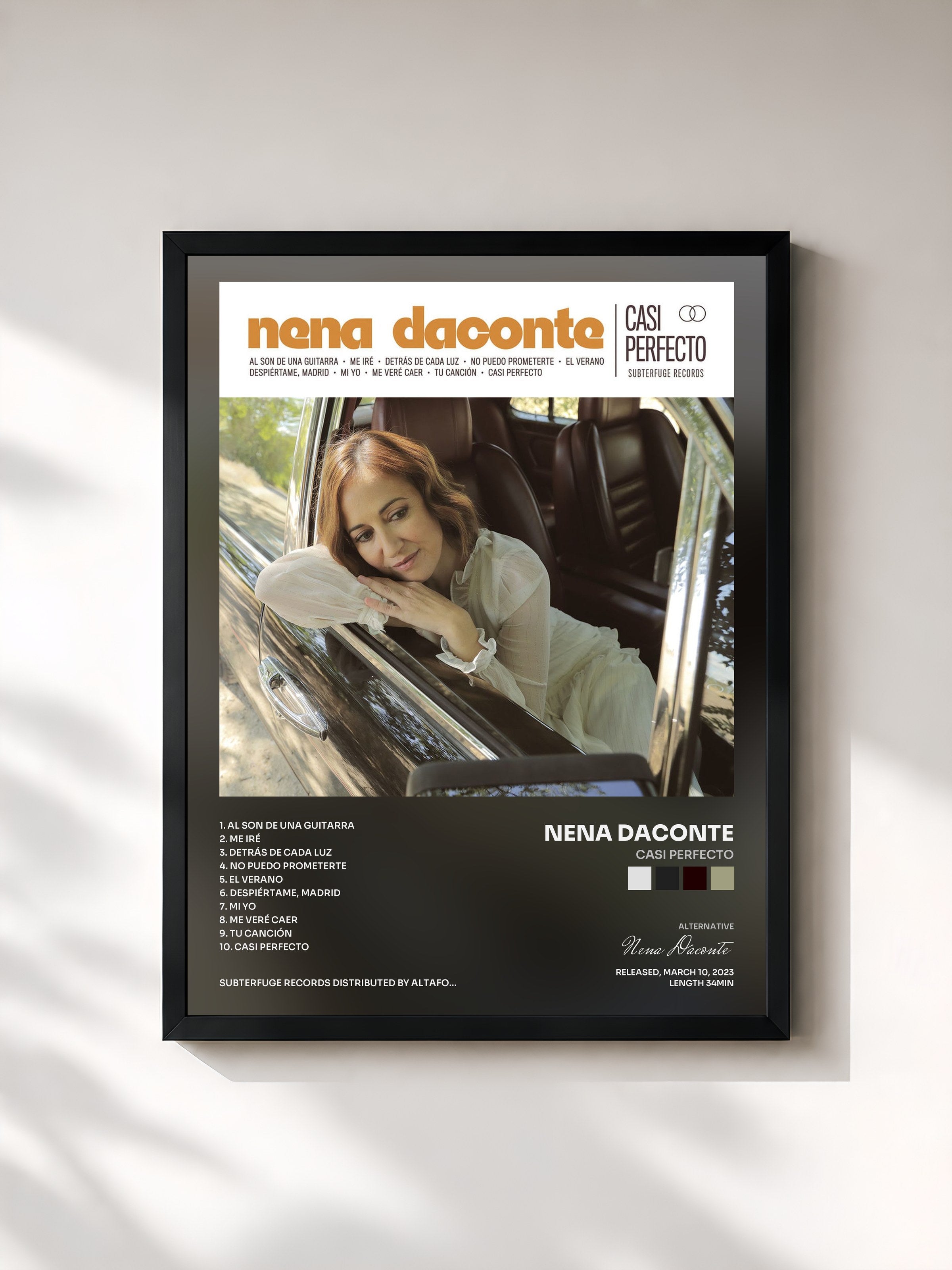 #noir Tableau de l'album Casi Perfecto de Nena Daconte, cadre noir, imprimé et encadré en France