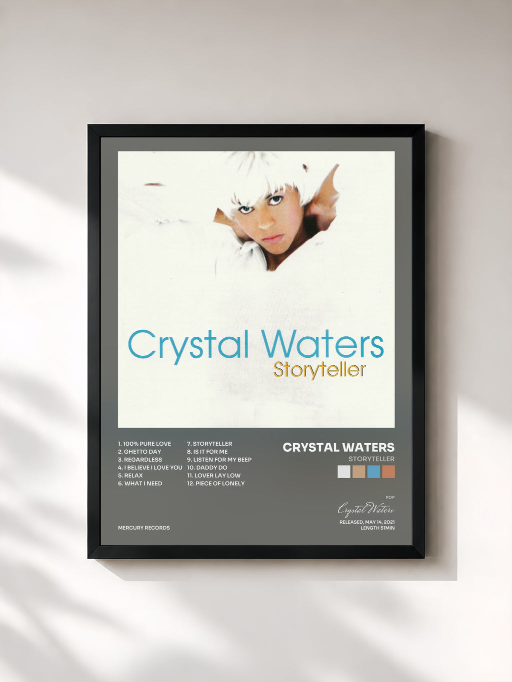 #noir Tableau de l'album Storyteller de Crystal Waters, cadre noir, imprimé et encadré en France