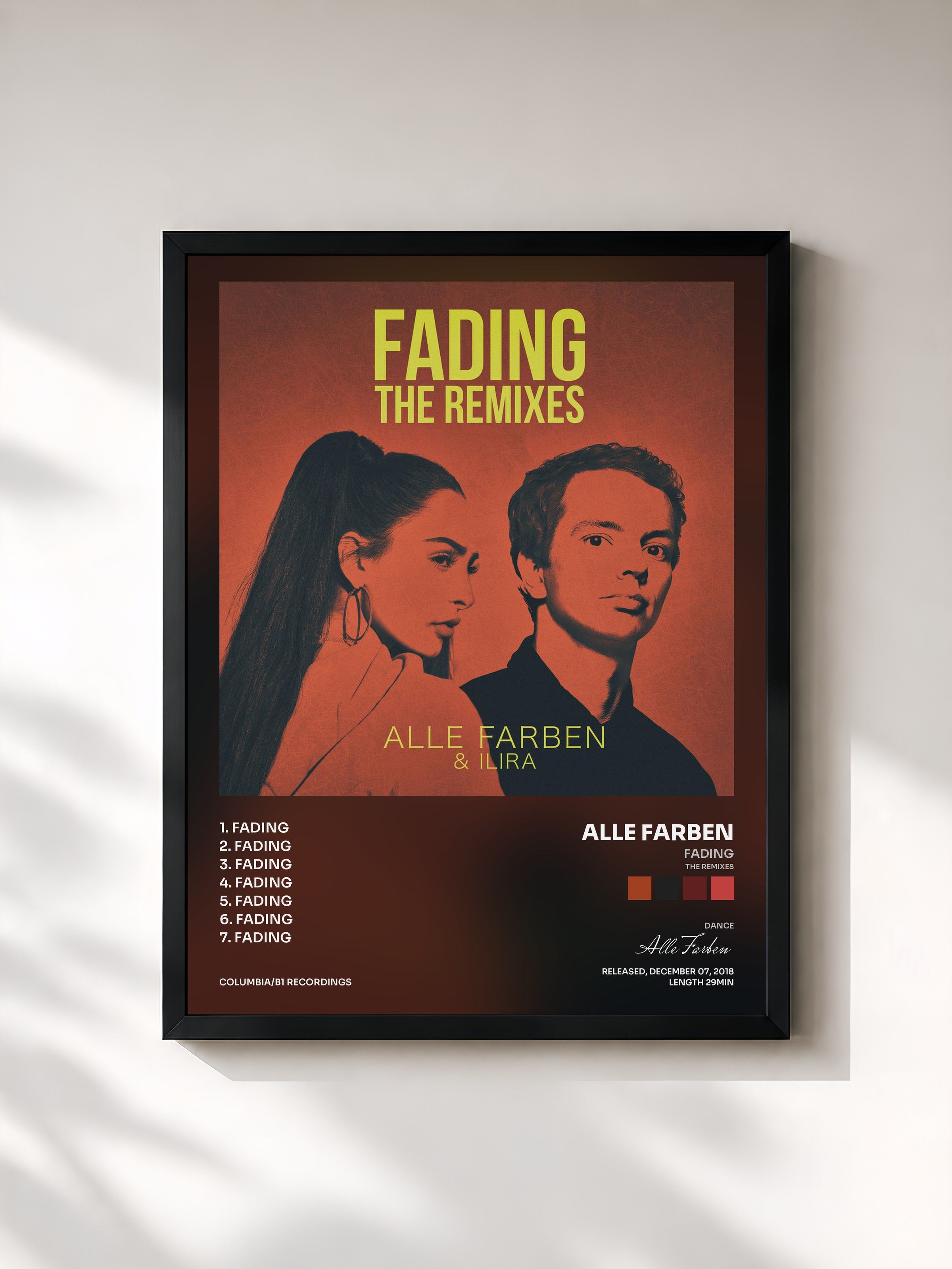 #noir Tableau de l'album Fading (The Remixes) de Alle Farben, cadre noir, imprimé et encadré en France