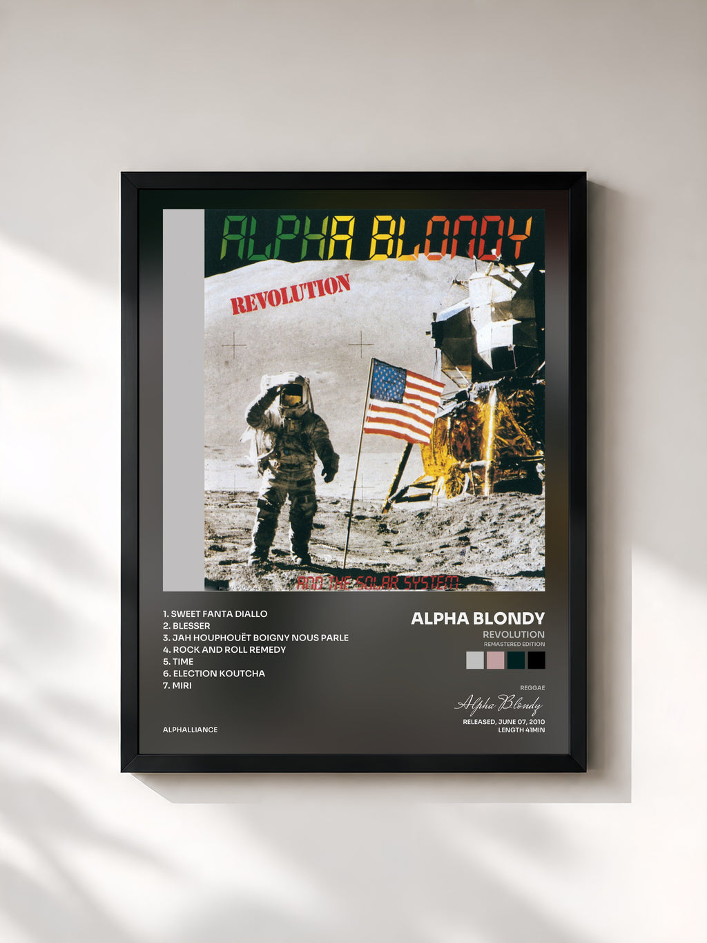 #noir Tableau de l'album Revolution (Remastered Edition) de Alpha Blondy, cadre noir, imprimé et encadré en France