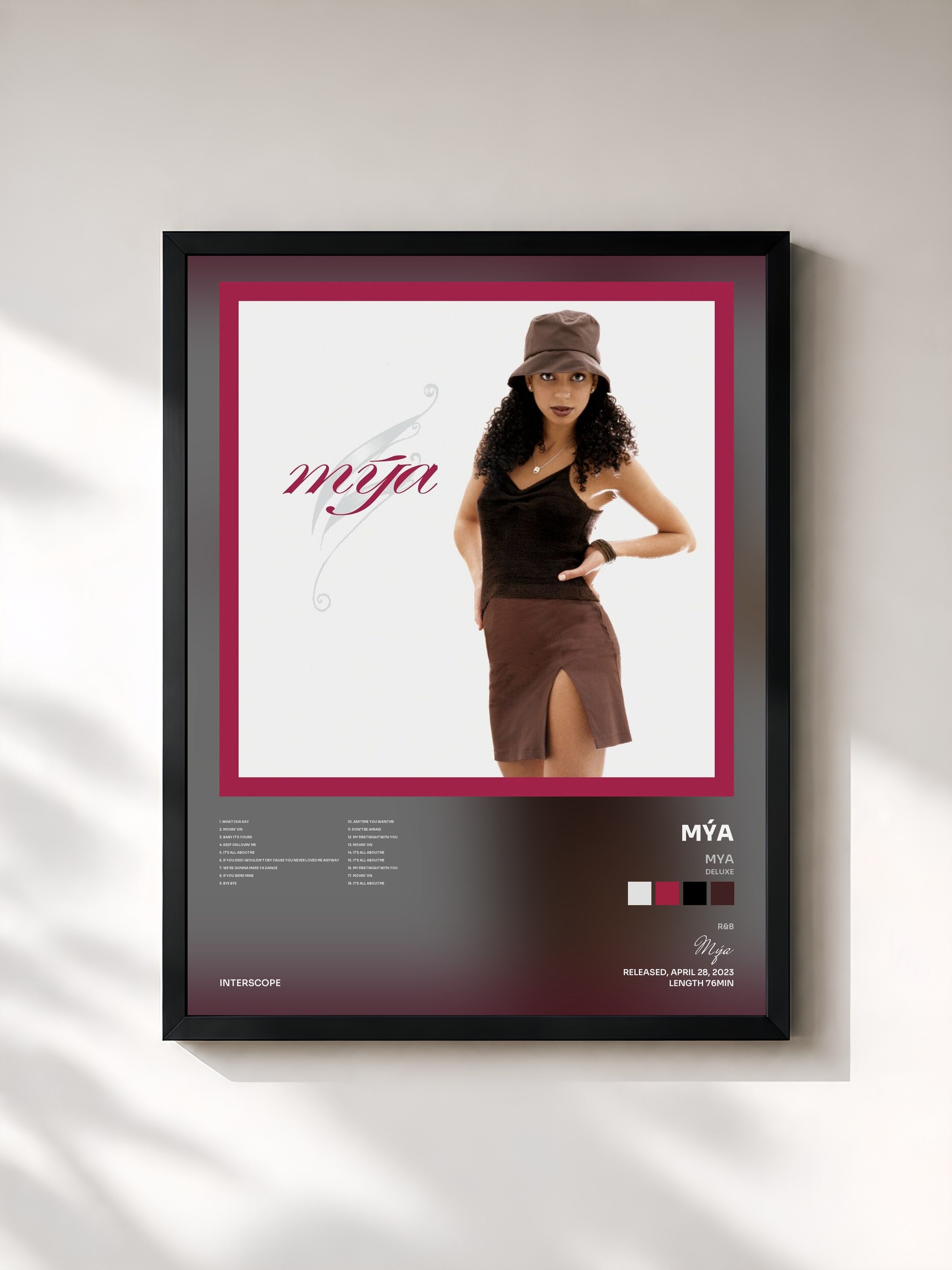 #noir Tableau de l'album Mya (Deluxe) de Mýa, cadre noir, imprimé et encadré en France
