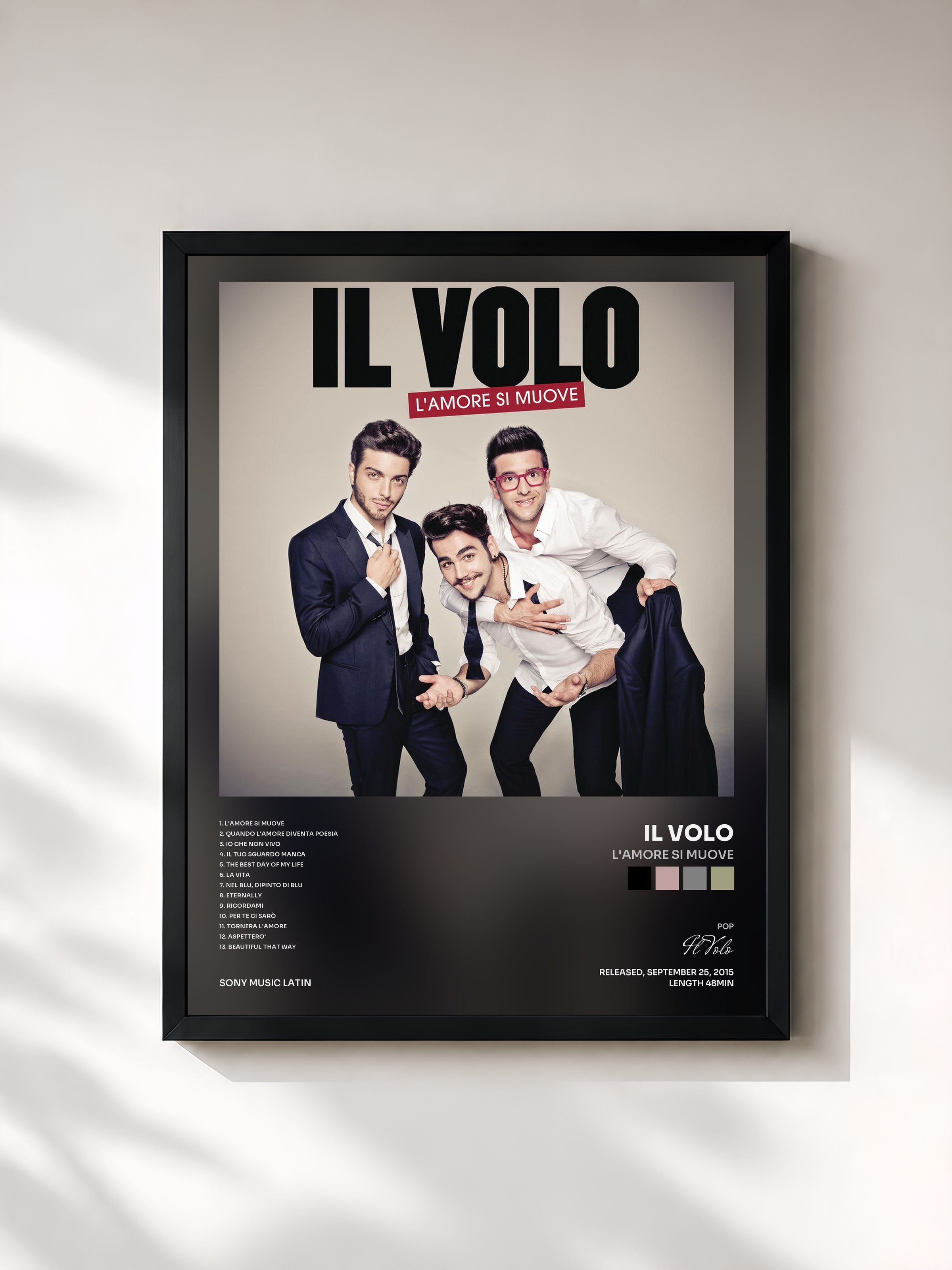 #noir Tableau de l'album L'amore si muove de Il Volo, cadre noir, imprimé et encadré en France