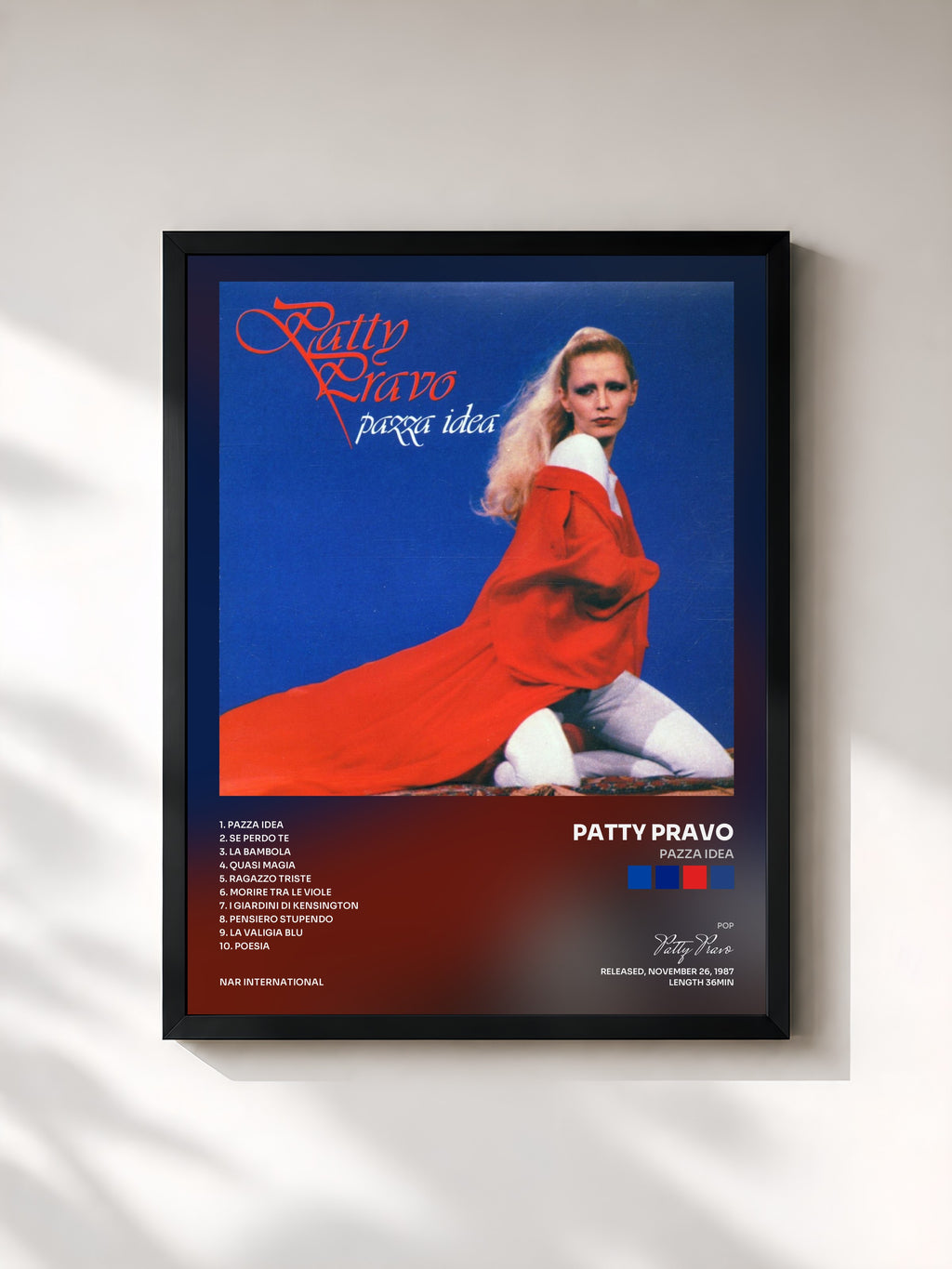 #noir Tableau de l'album Pazza idea de Patty Pravo, cadre noir, imprimé et encadré en France