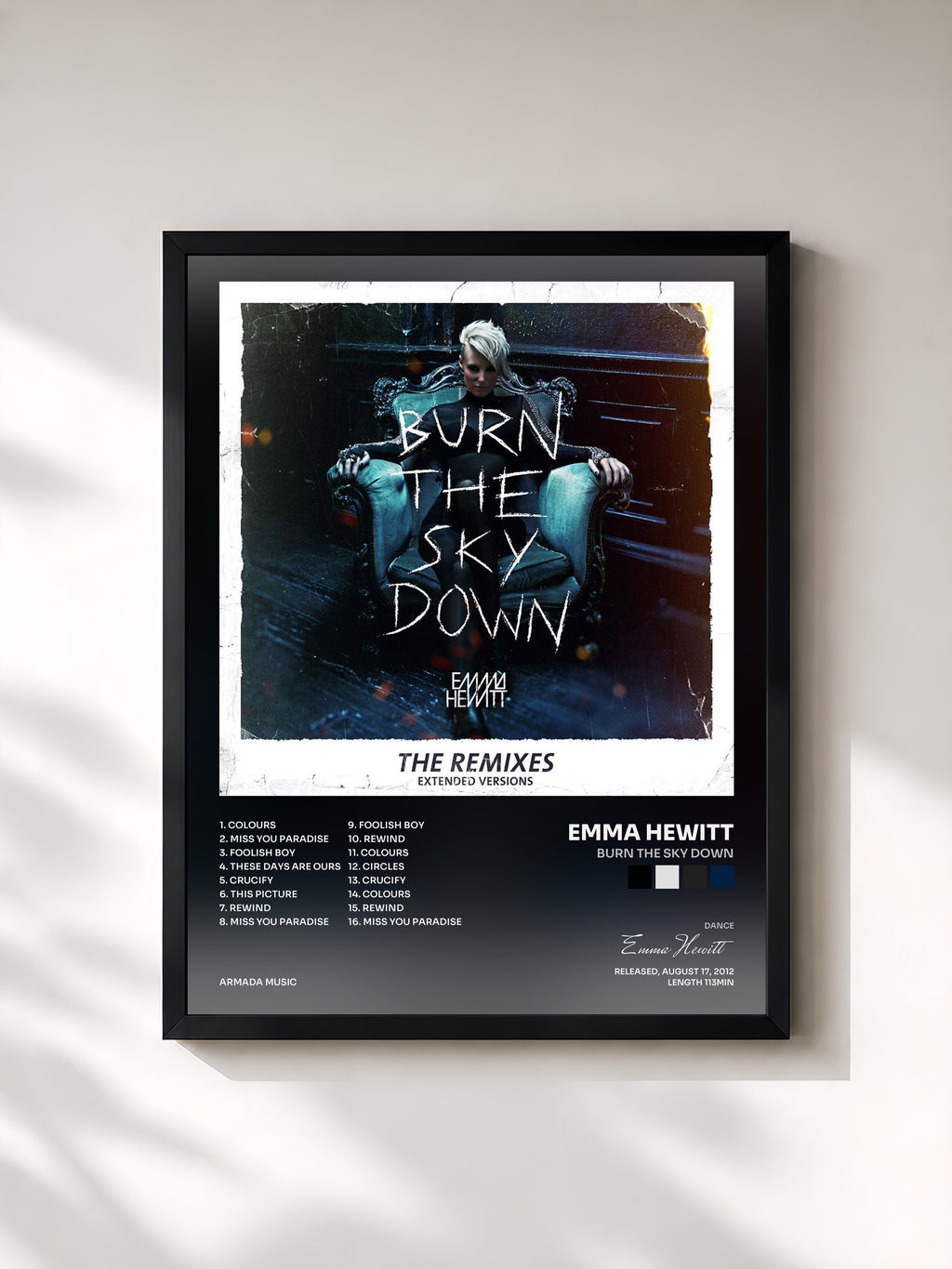 #noir Tableau de l'album Burn The Sky Down de Emma Hewitt, cadre noir, imprimé et encadré en France