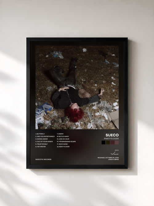 Sueco · PARTY'S OVER — Affiche encadrée