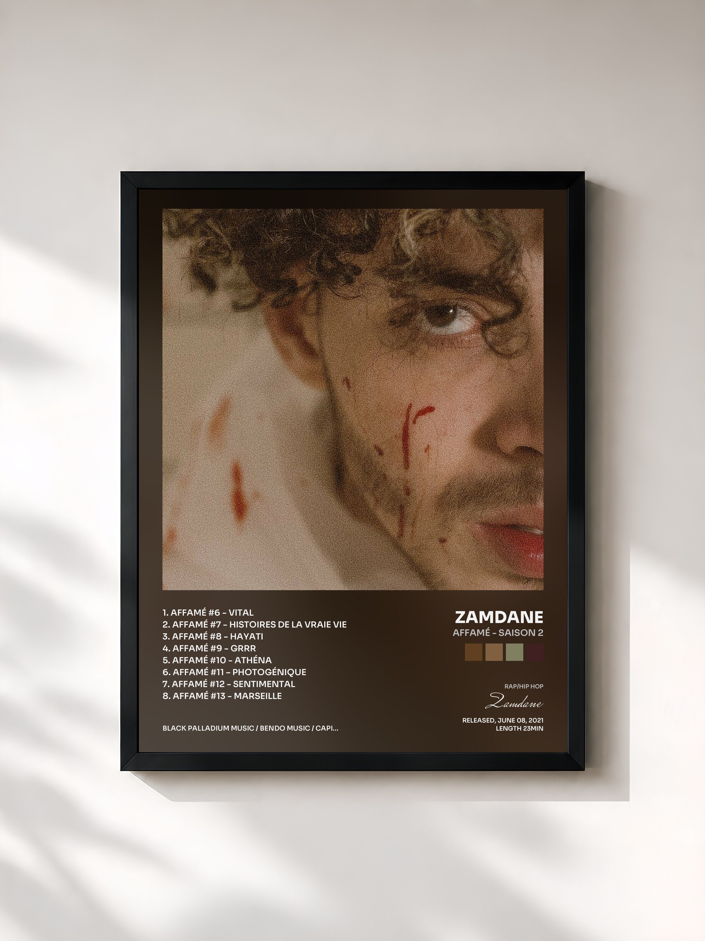 #noir Tableau de l'album Affamé - Saison 2 de Zamdane, cadre noir, imprimé et encadré en France