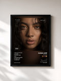 #noir Tableau de l'album Selfless de Kiana Ledé, cadre noir, imprimé et encadré en France