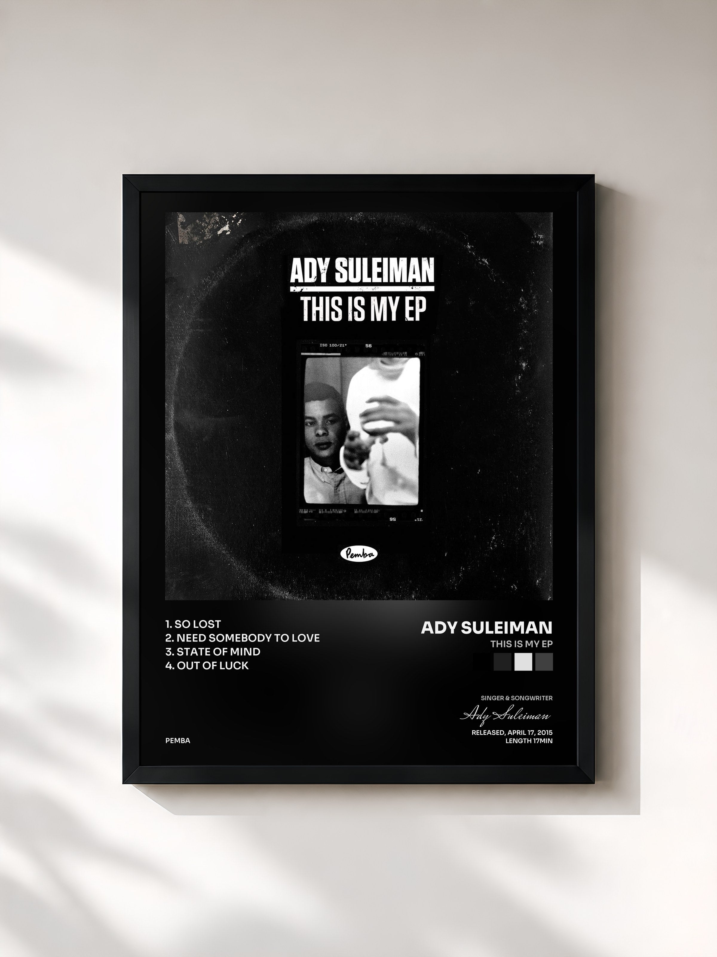 #noir Tableau de l'album This Is My EP de Ady Suleiman, cadre noir, imprimé et encadré en France