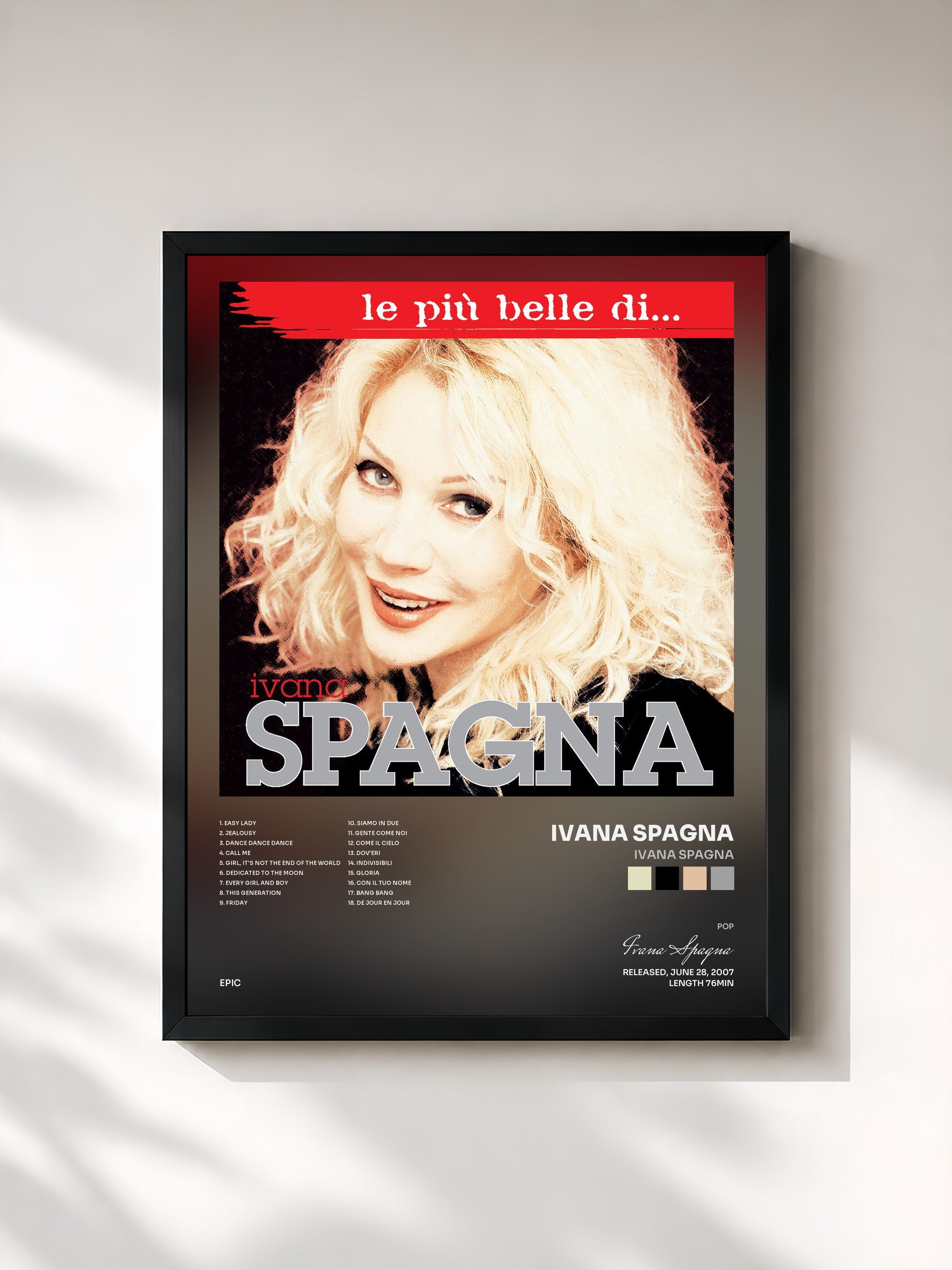 #noir Tableau de l'album Ivana Spagna de Ivana Spagna, cadre noir, imprimé et encadré en France