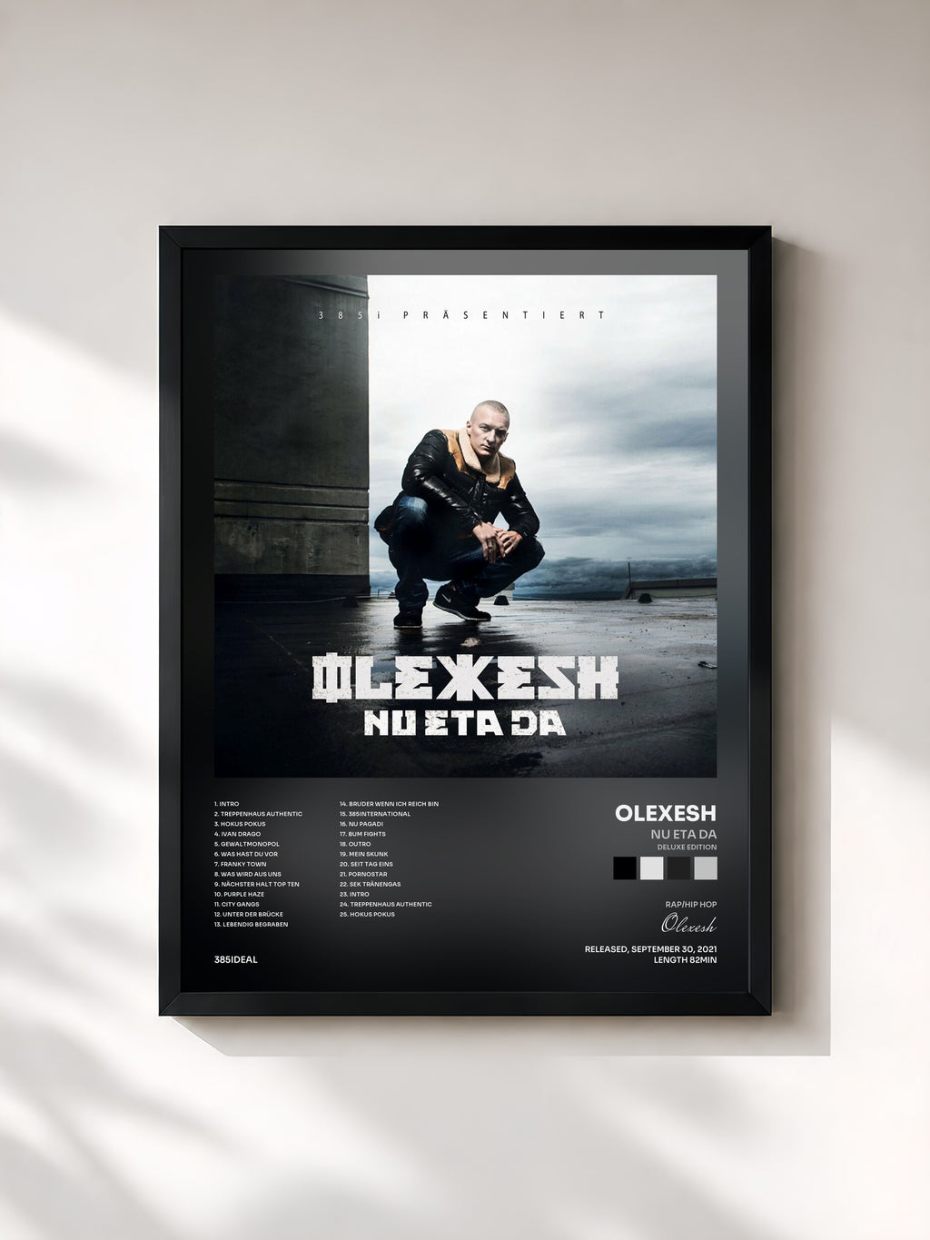 #noir Tableau de l'album Nu eta da (Deluxe Edition) de Olexesh, cadre noir, imprimé et encadré en France