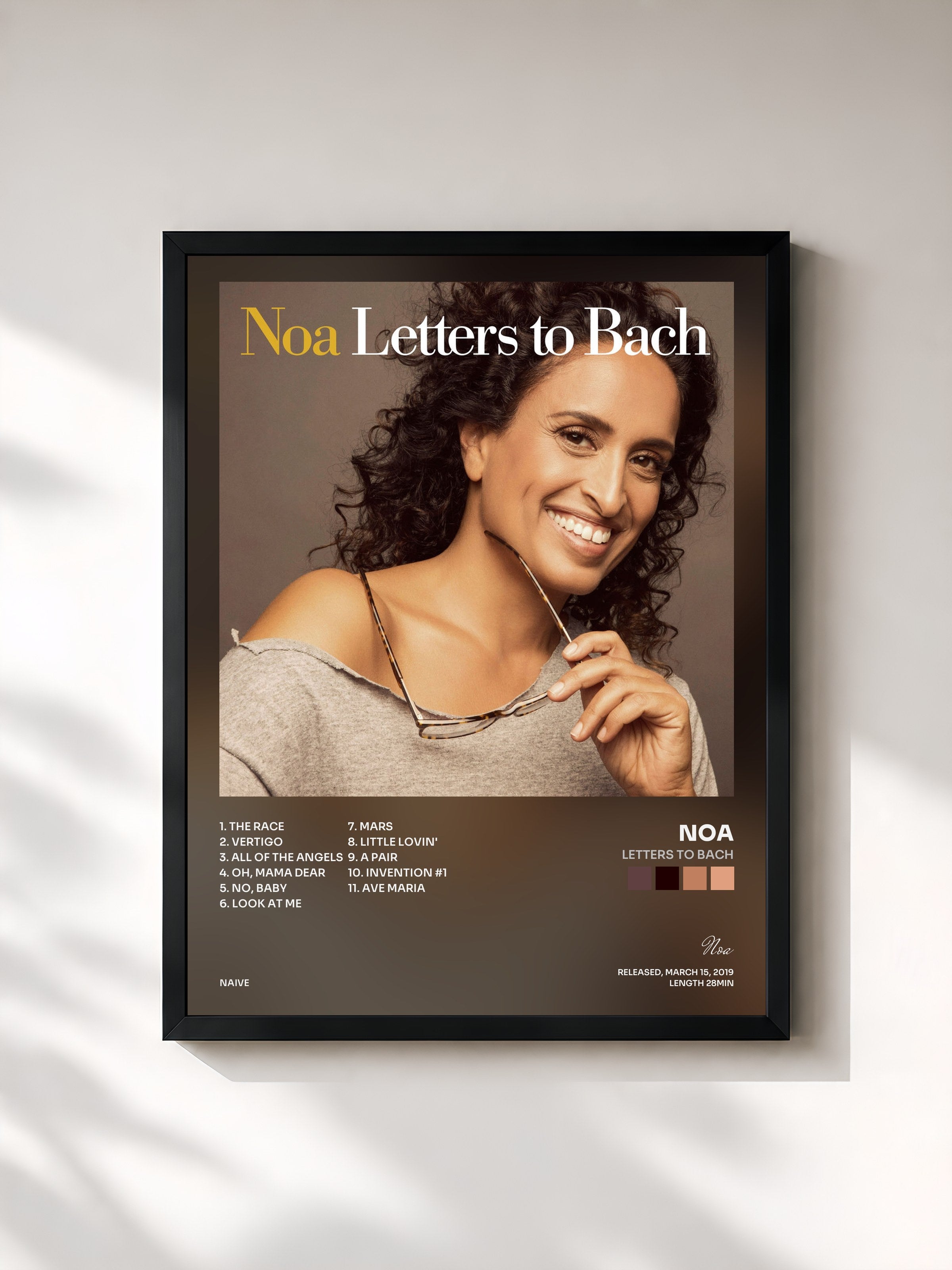 #noir Tableau de l'album Letters to Bach de Noa, cadre noir, imprimé et encadré en France