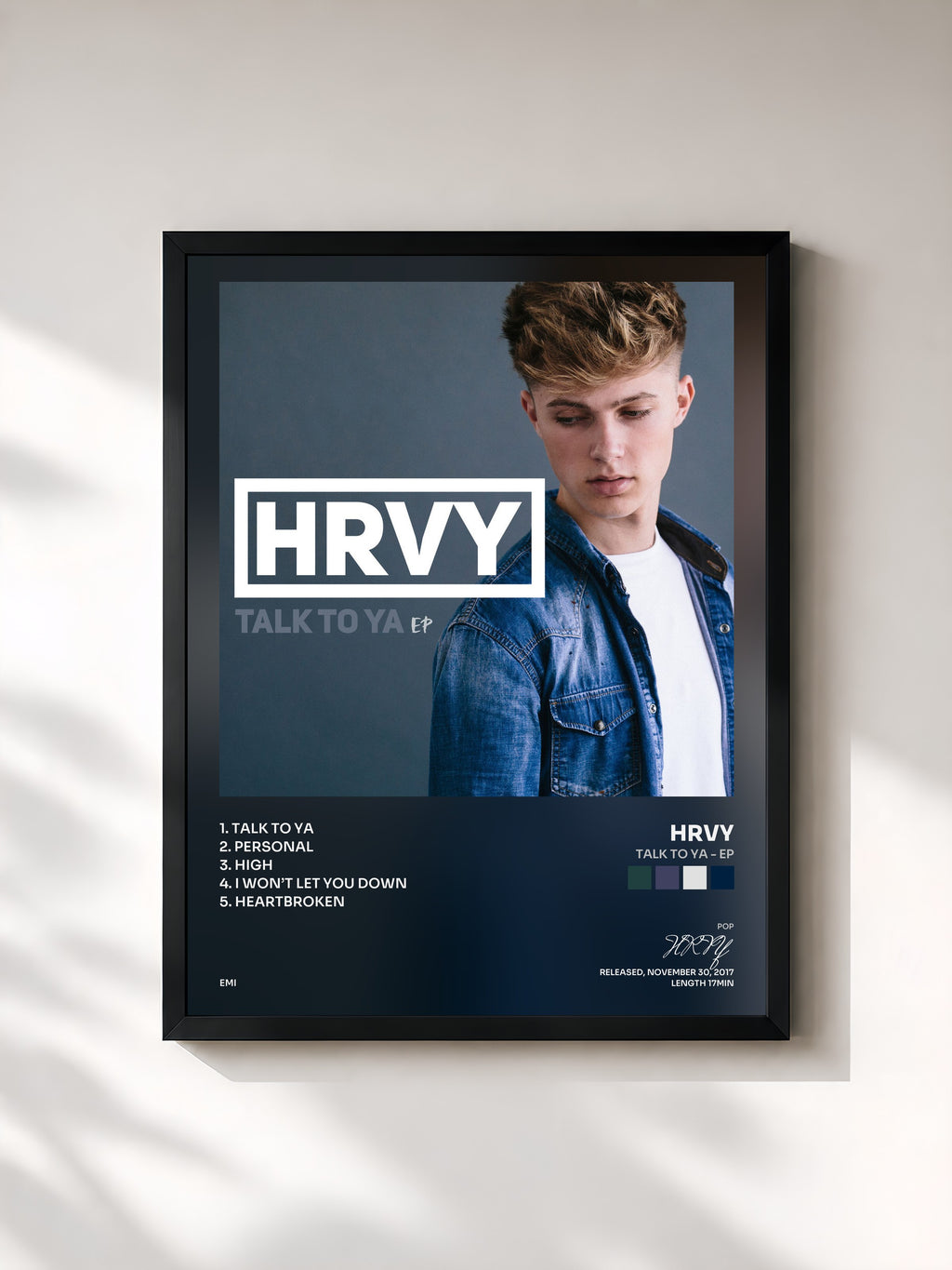 #noir Tableau de l'album Talk To Ya - EP de HRVY, cadre noir, imprimé et encadré en France
