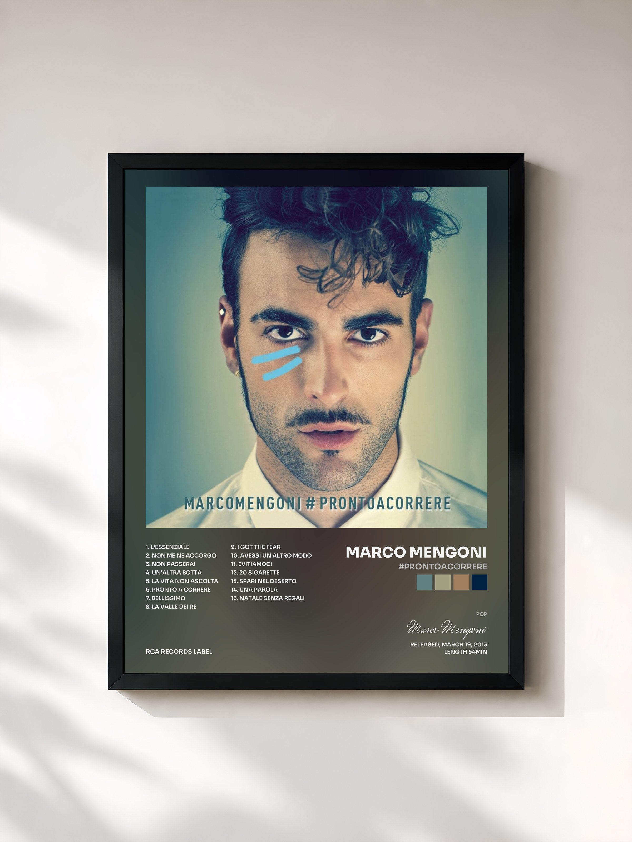 #noir Tableau de l'album #PRONTOACORRERE de Marco Mengoni, cadre noir, imprimé et encadré en France