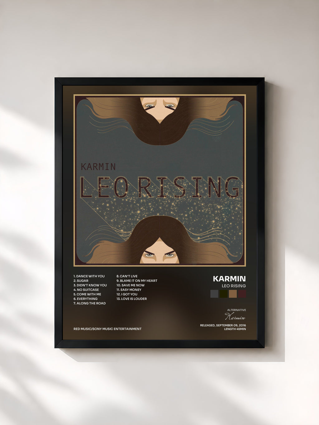 #noir Tableau de l'album Leo Rising de Karmin, cadre noir, imprimé et encadré en France