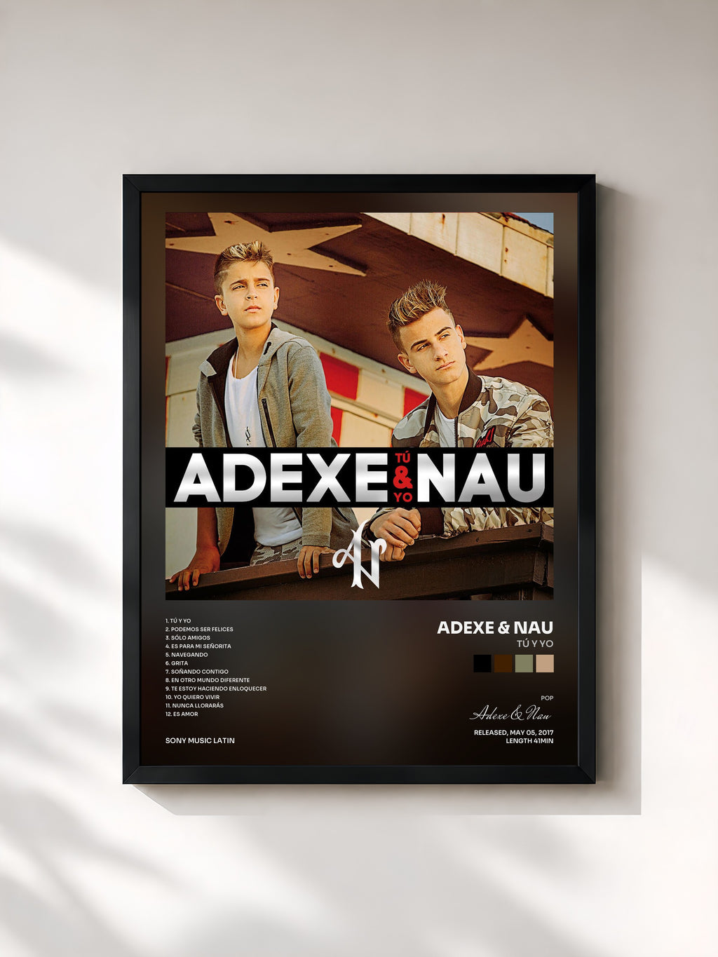 #noir Tableau de l'album Tú y Yo de Adexe & Nau, cadre noir, imprimé et encadré en France
