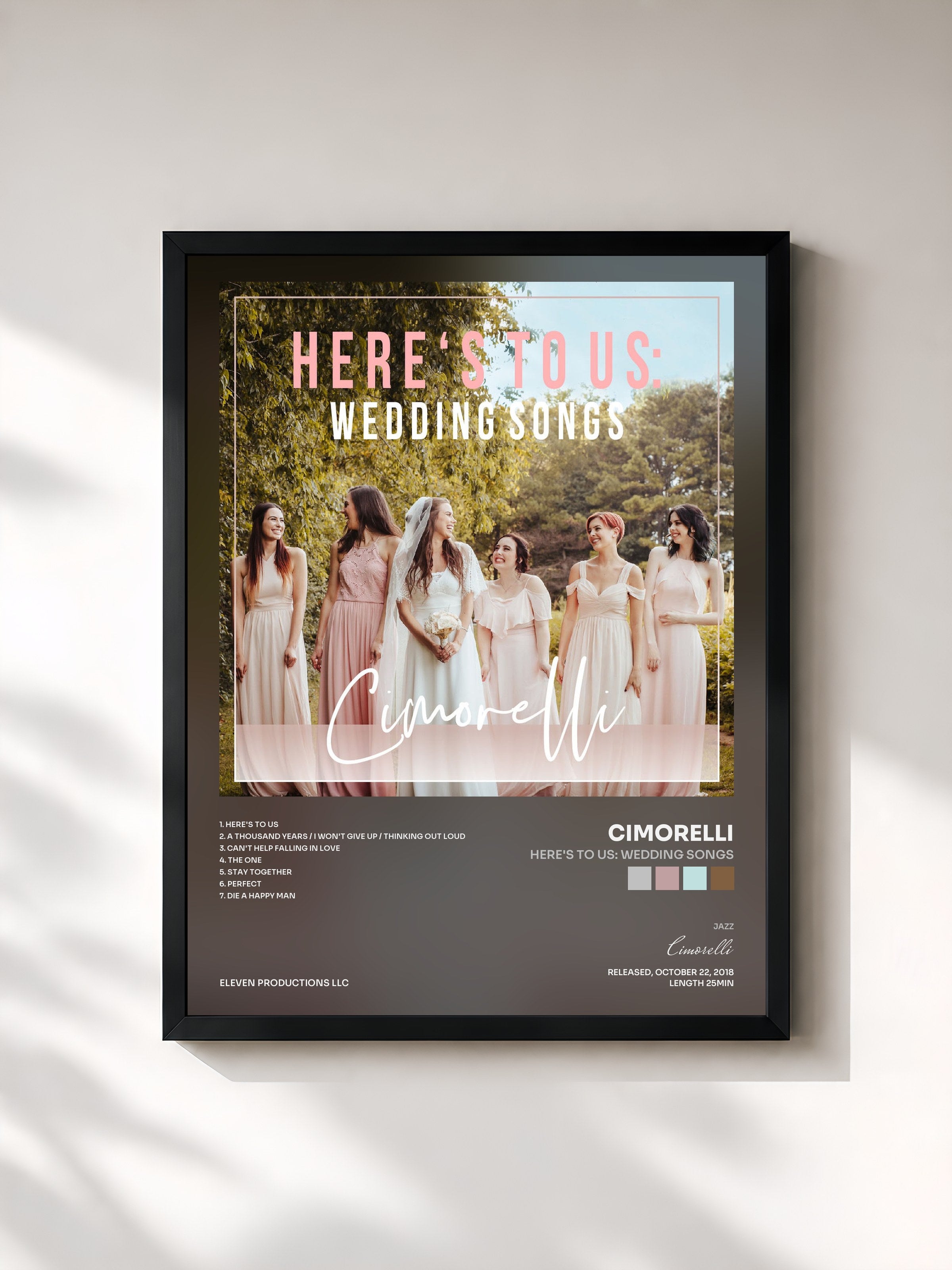 #noir Tableau de l'album Here's to Us: Wedding Songs de Cimorelli, cadre noir, imprimé et encadré en France