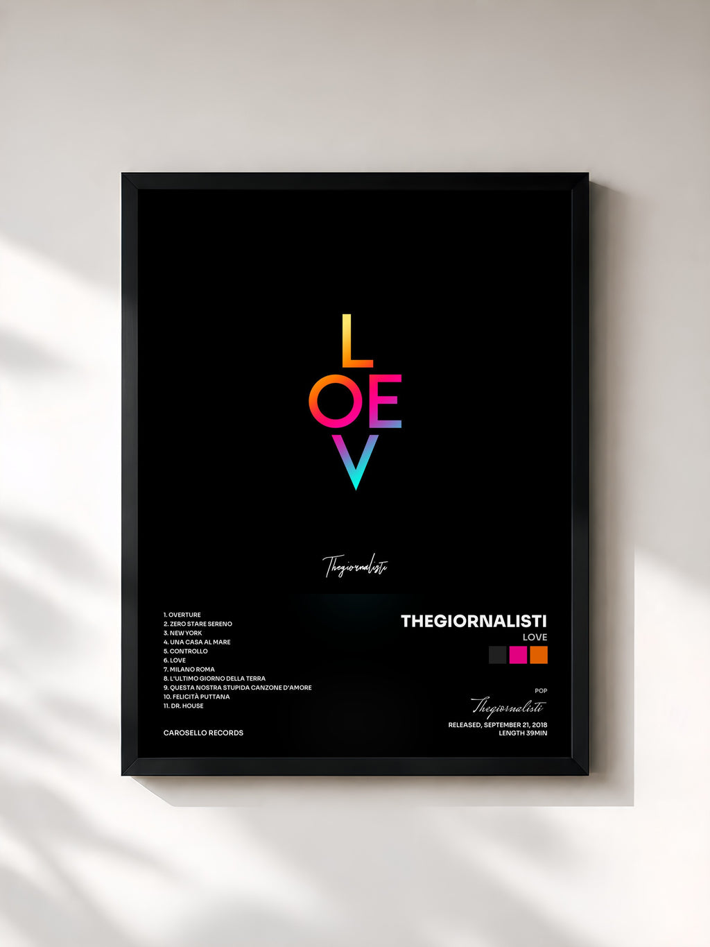 #noir Tableau de l'album LOVE de Thegiornalisti, cadre noir, imprimé et encadré en France