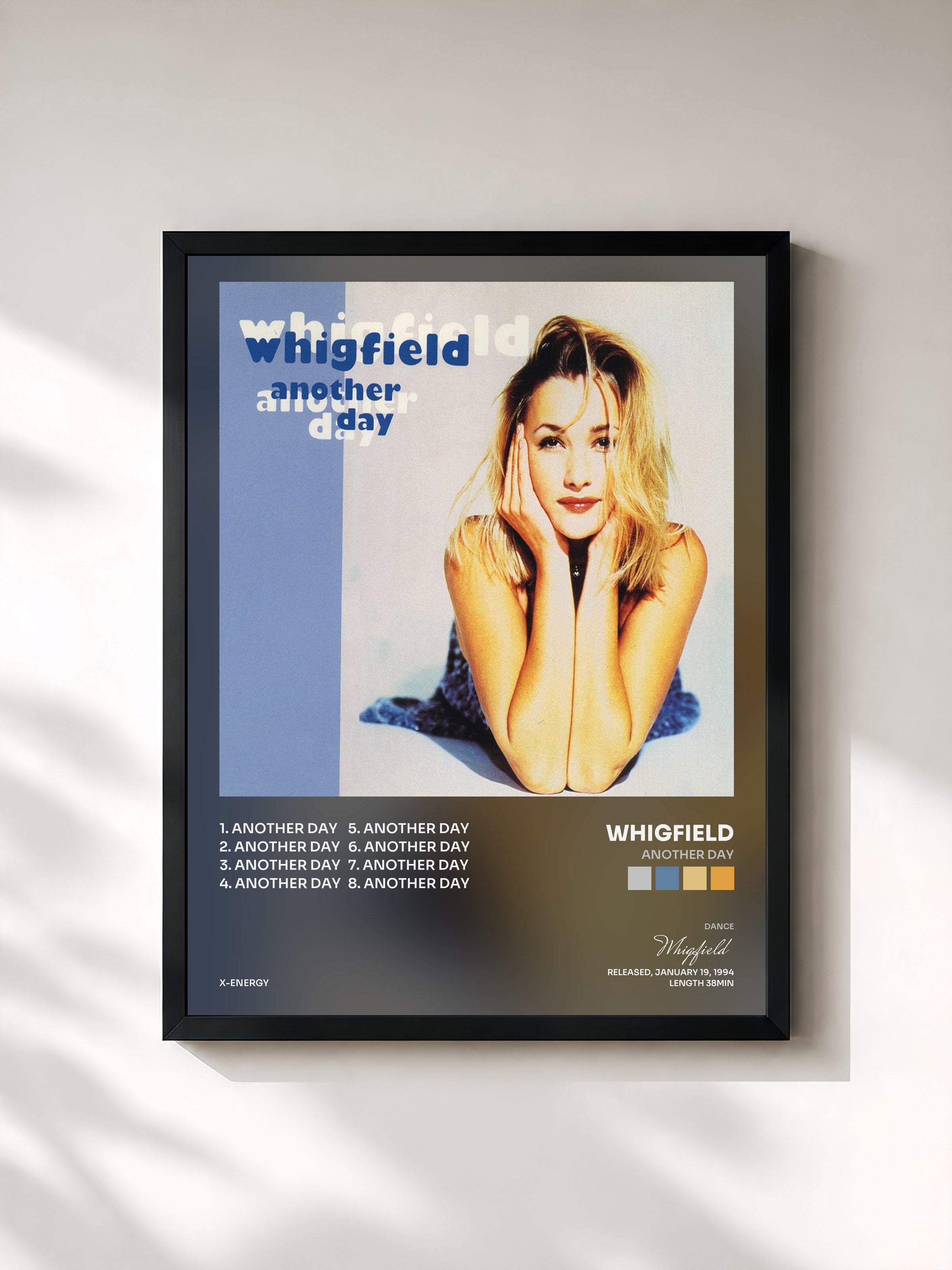 #noir Tableau de l'album Another Day de Whigfield, cadre noir, imprimé et encadré en France
