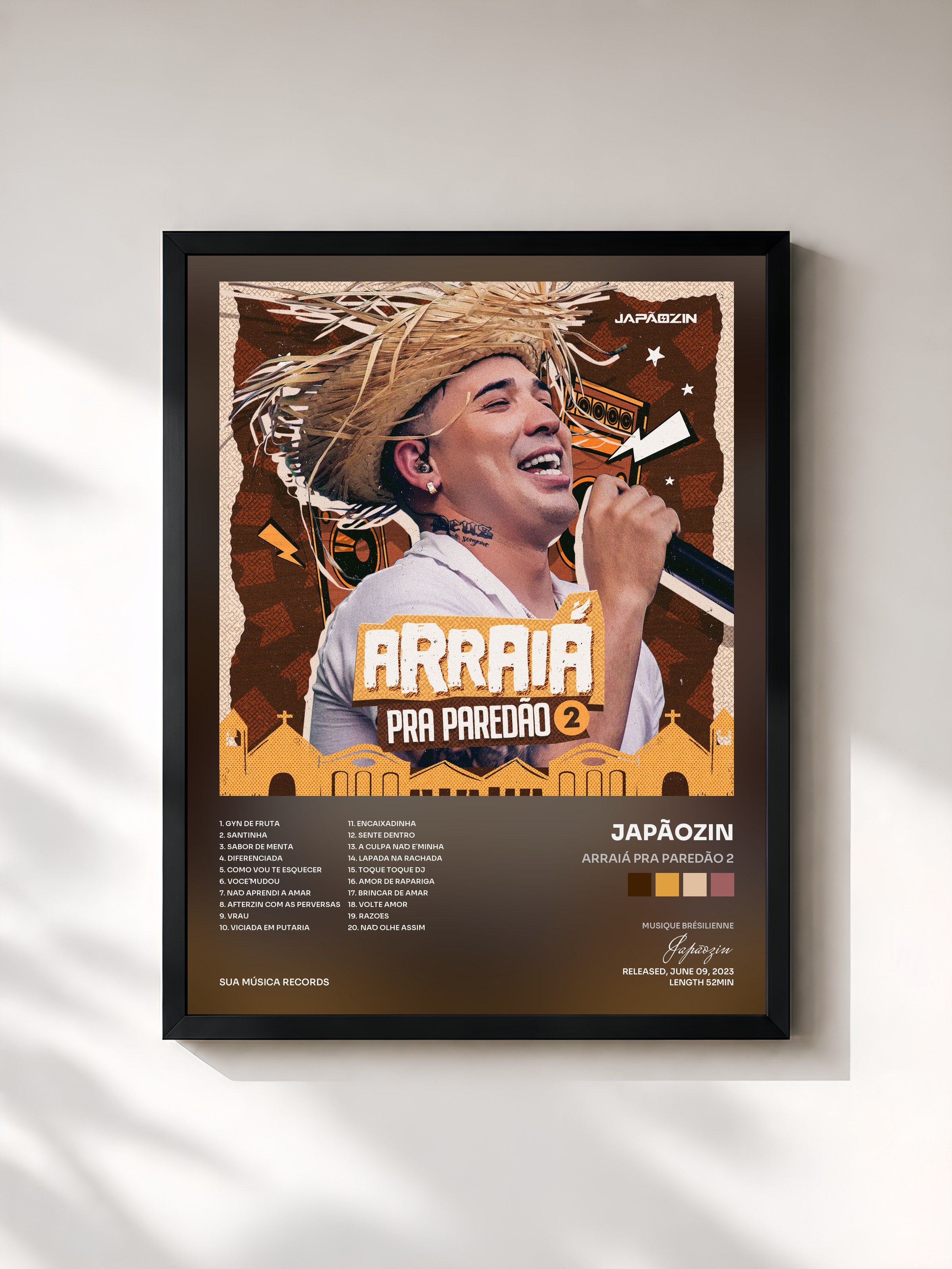 #noir Tableau de l'album Arraiá Pra Paredão 2 de Japãozin, cadre noir, imprimé et encadré en France
