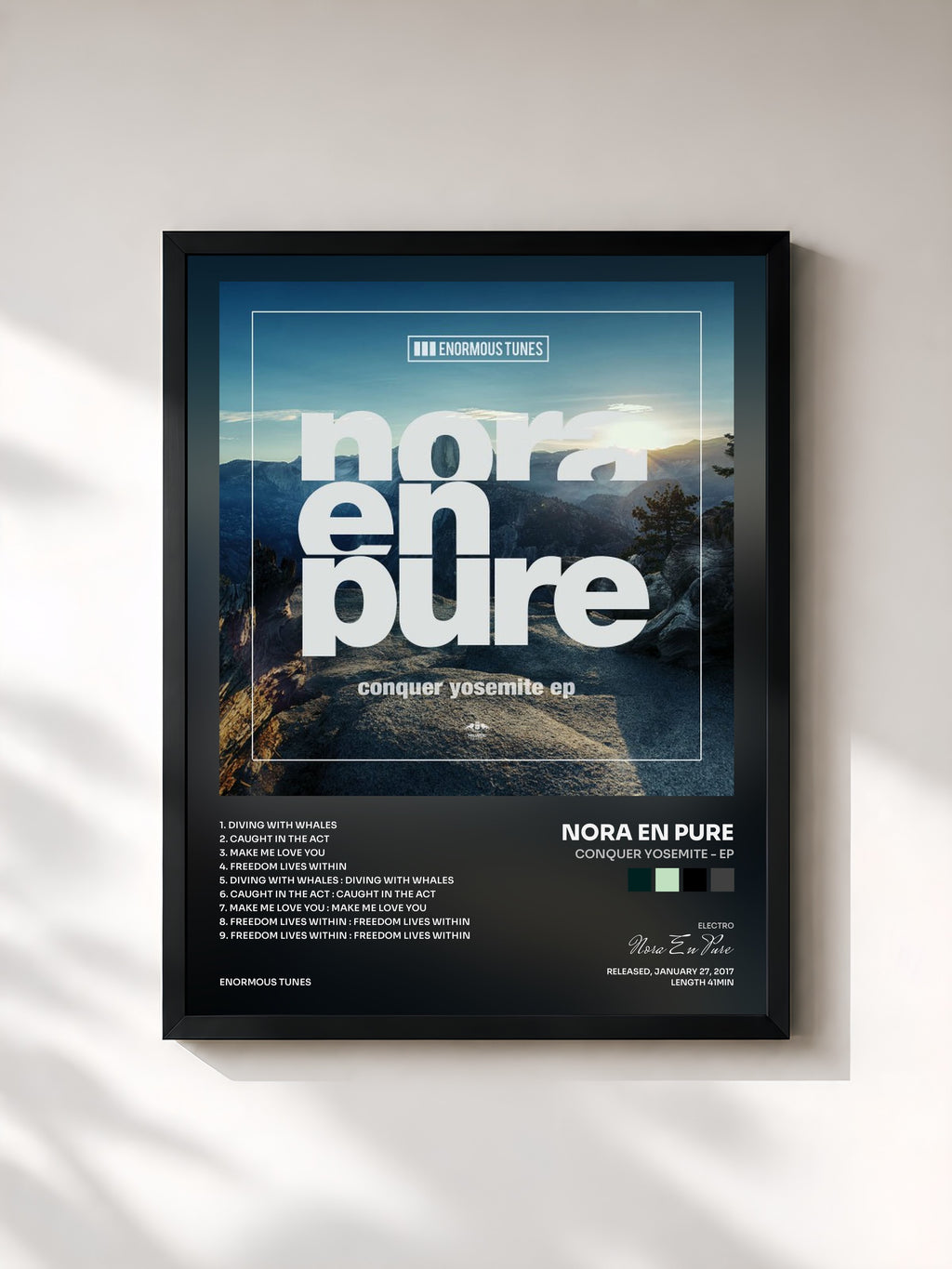 #noir Tableau de l'album Conquer Yosemite - EP de Nora En Pure, cadre noir, imprimé et encadré en France
