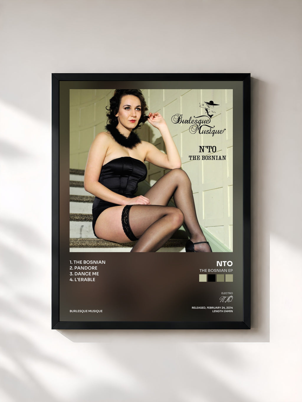 #noir Tableau de l'album The Bosnian EP de NTO, cadre noir, imprimé et encadré en France