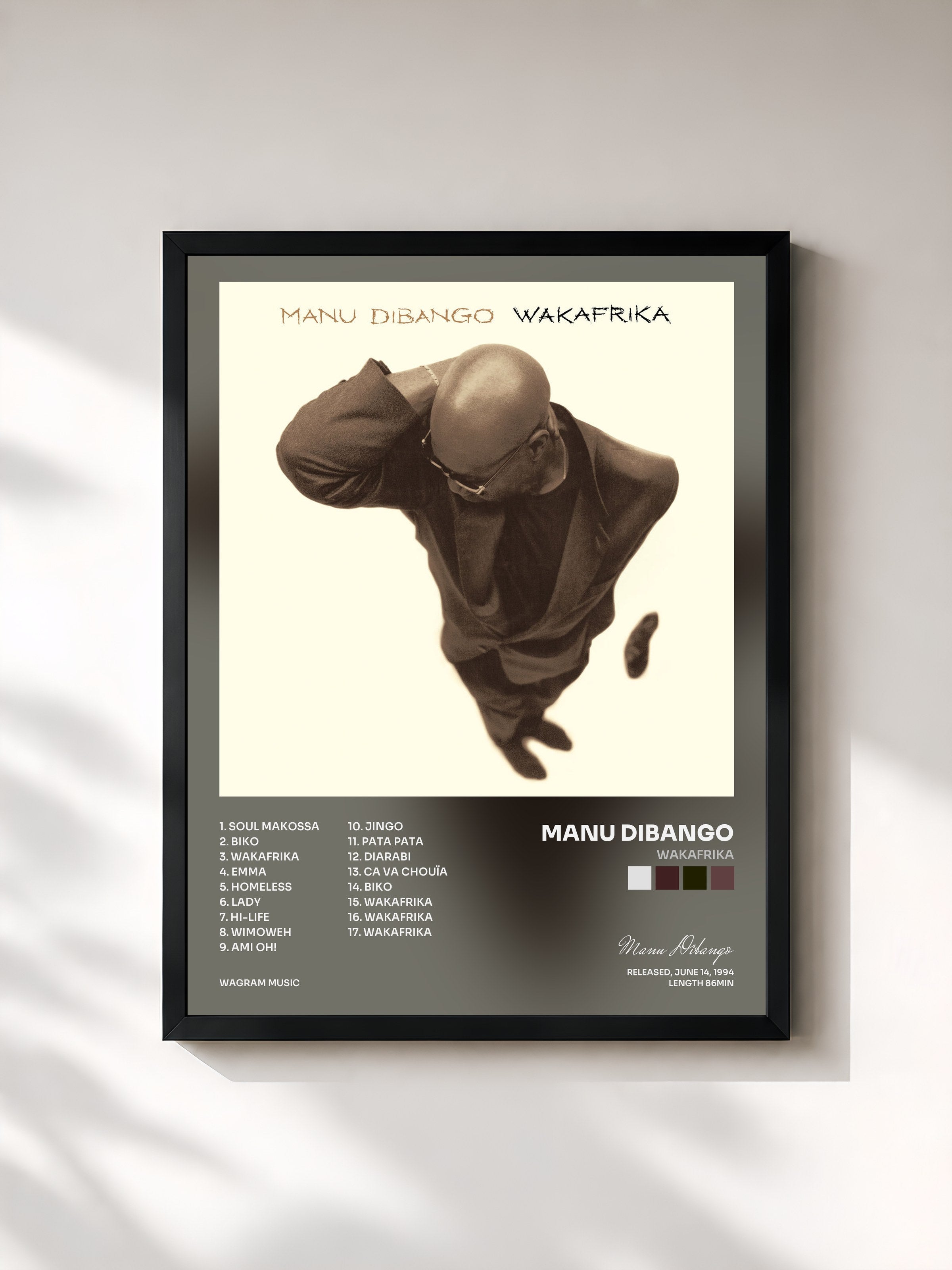 #noir Tableau de l'album Wakafrika de Manu Dibango, cadre noir, imprimé et encadré en France