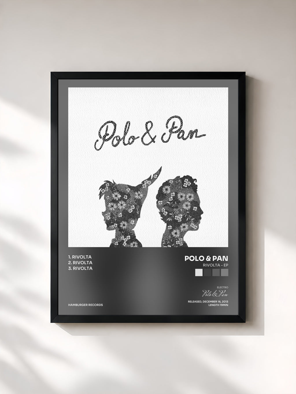 #noir Tableau de l'album Rivolta - EP de Polo & Pan, cadre noir, imprimé et encadré en France