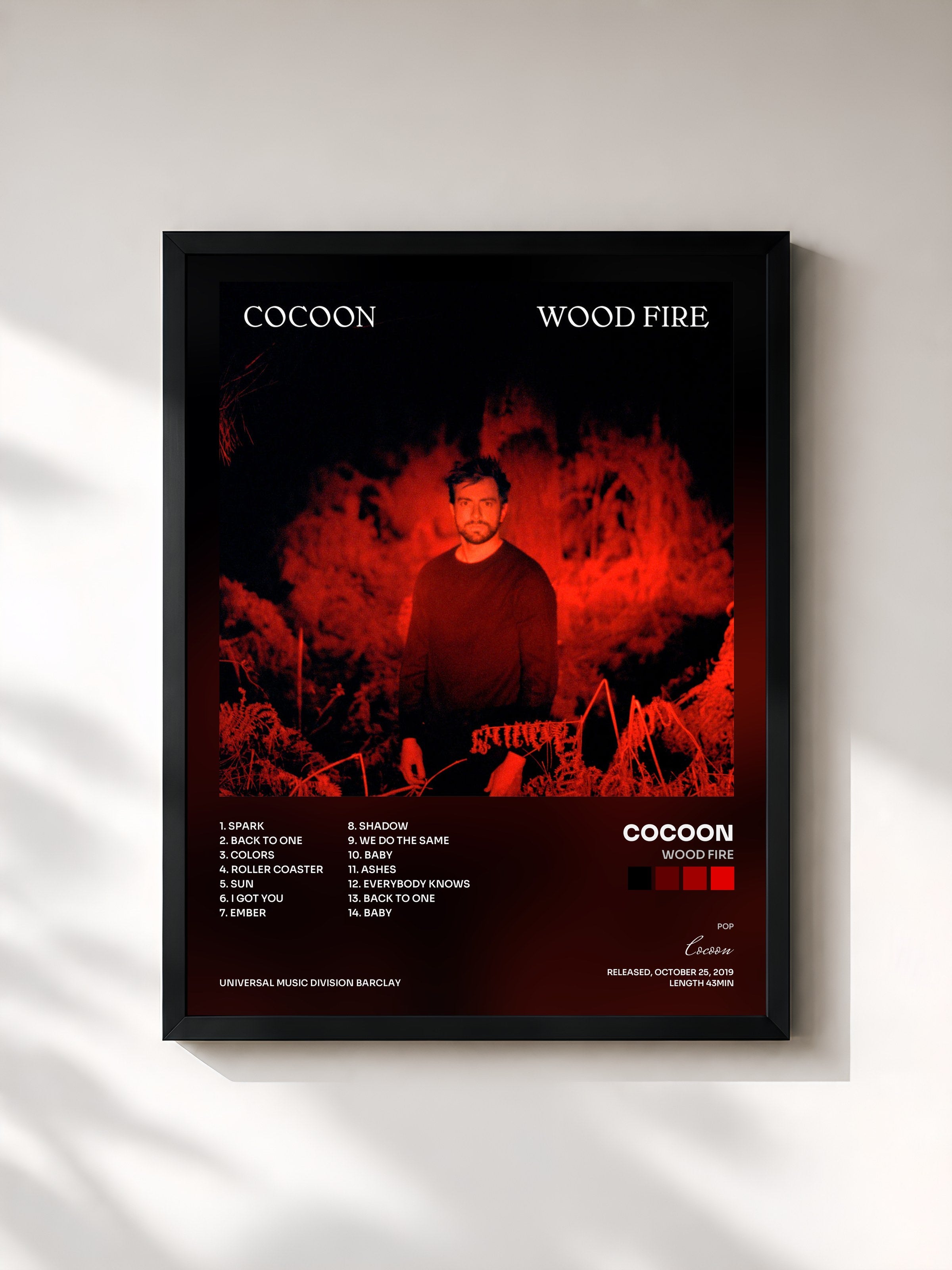 #noir Tableau de l'album Wood Fire de Cocoon, cadre noir, imprimé et encadré en France