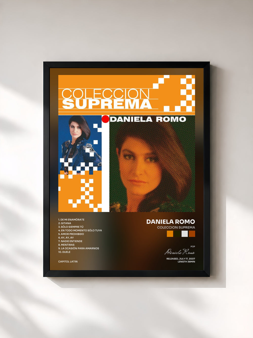 #noir Tableau de l'album Coleccion Suprema de Daniela Romo, cadre noir, imprimé et encadré en France