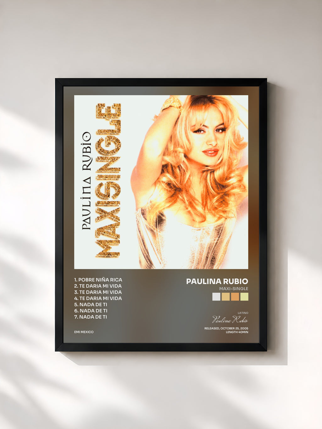 #noir Tableau de l'album Maxi-Single de Paulina Rubio, cadre noir, imprimé et encadré en France