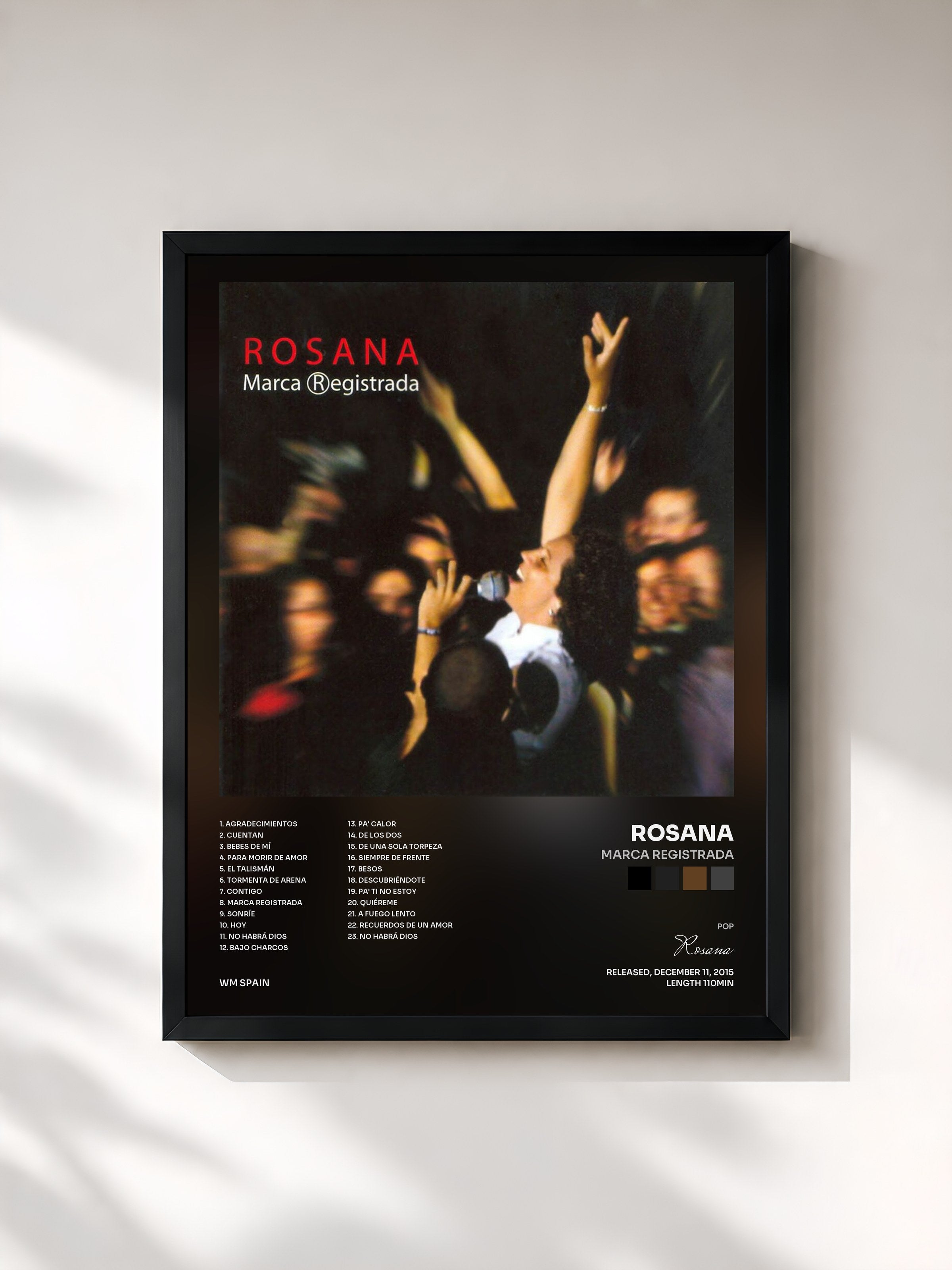 #noir Tableau de l'album Marca Registrada de Rosana, cadre noir, imprimé et encadré en France