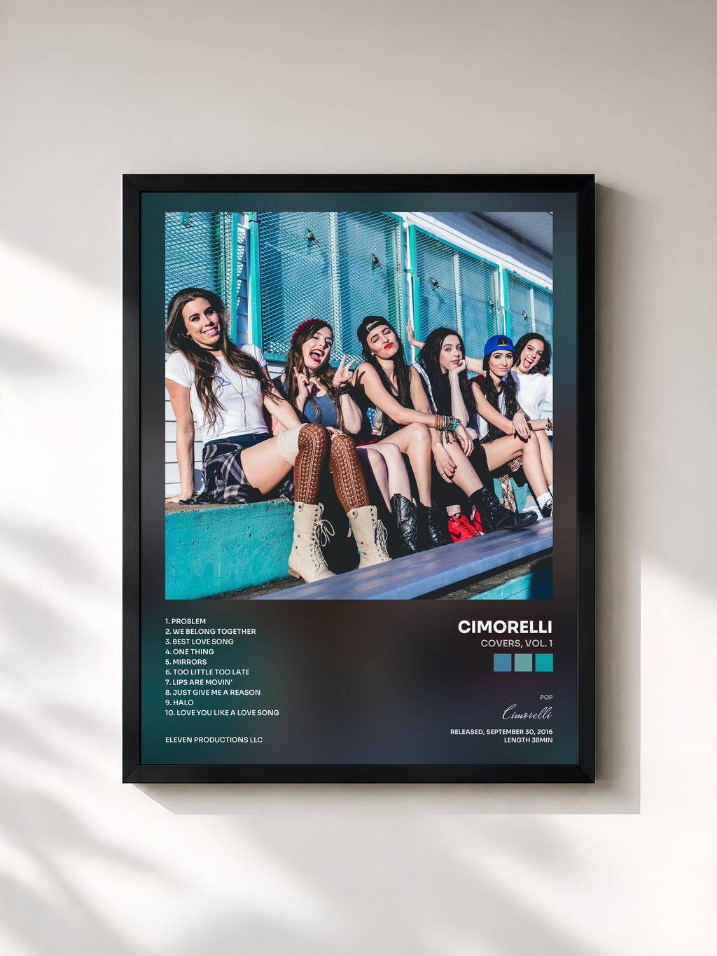 #noir Tableau de l'album Covers, Vol. 1 de Cimorelli, cadre noir, imprimé et encadré en France