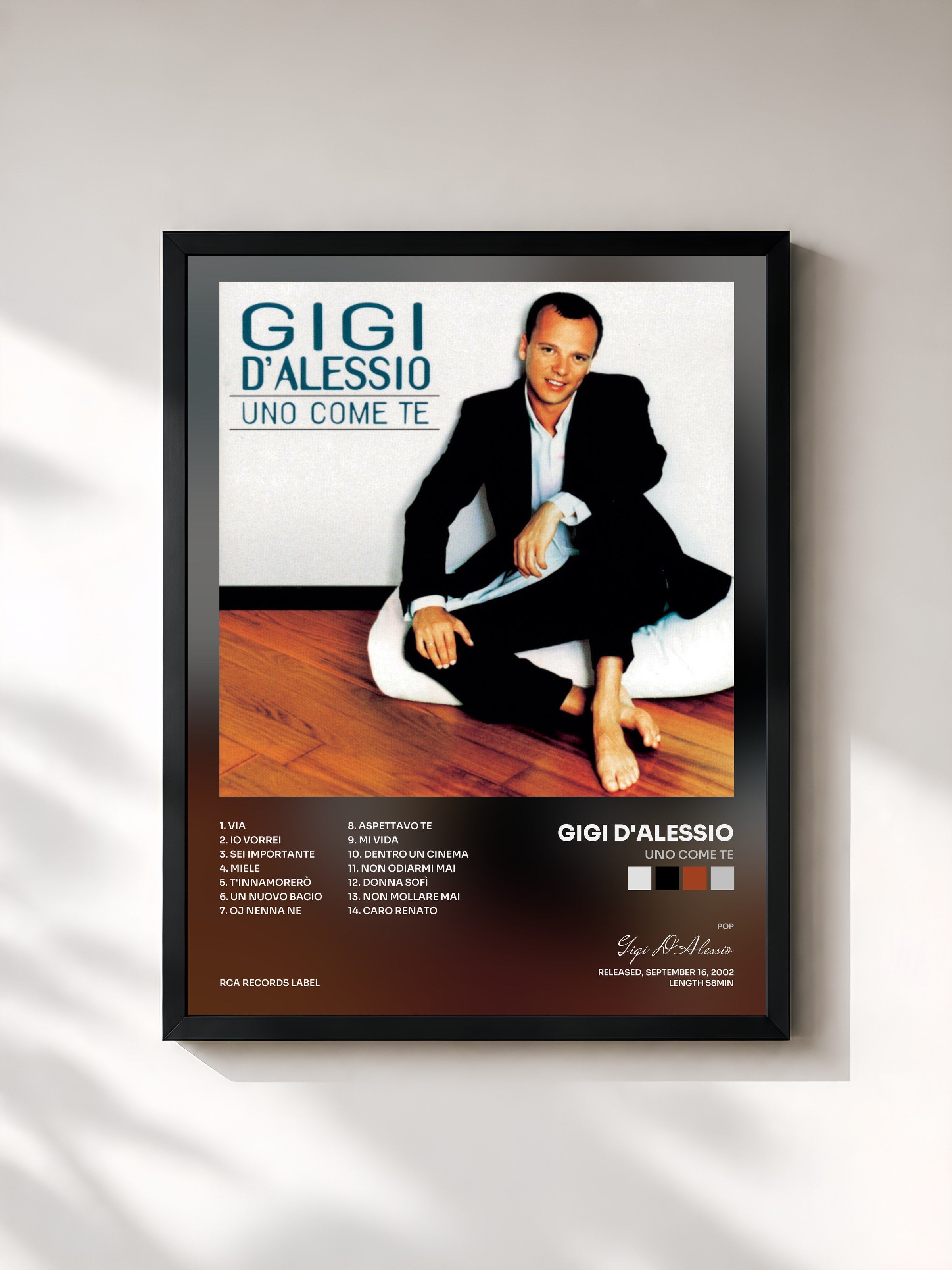 #noir Tableau de l'album Uno Come Te de Gigi D'Alessio, cadre noir, imprimé et encadré en France