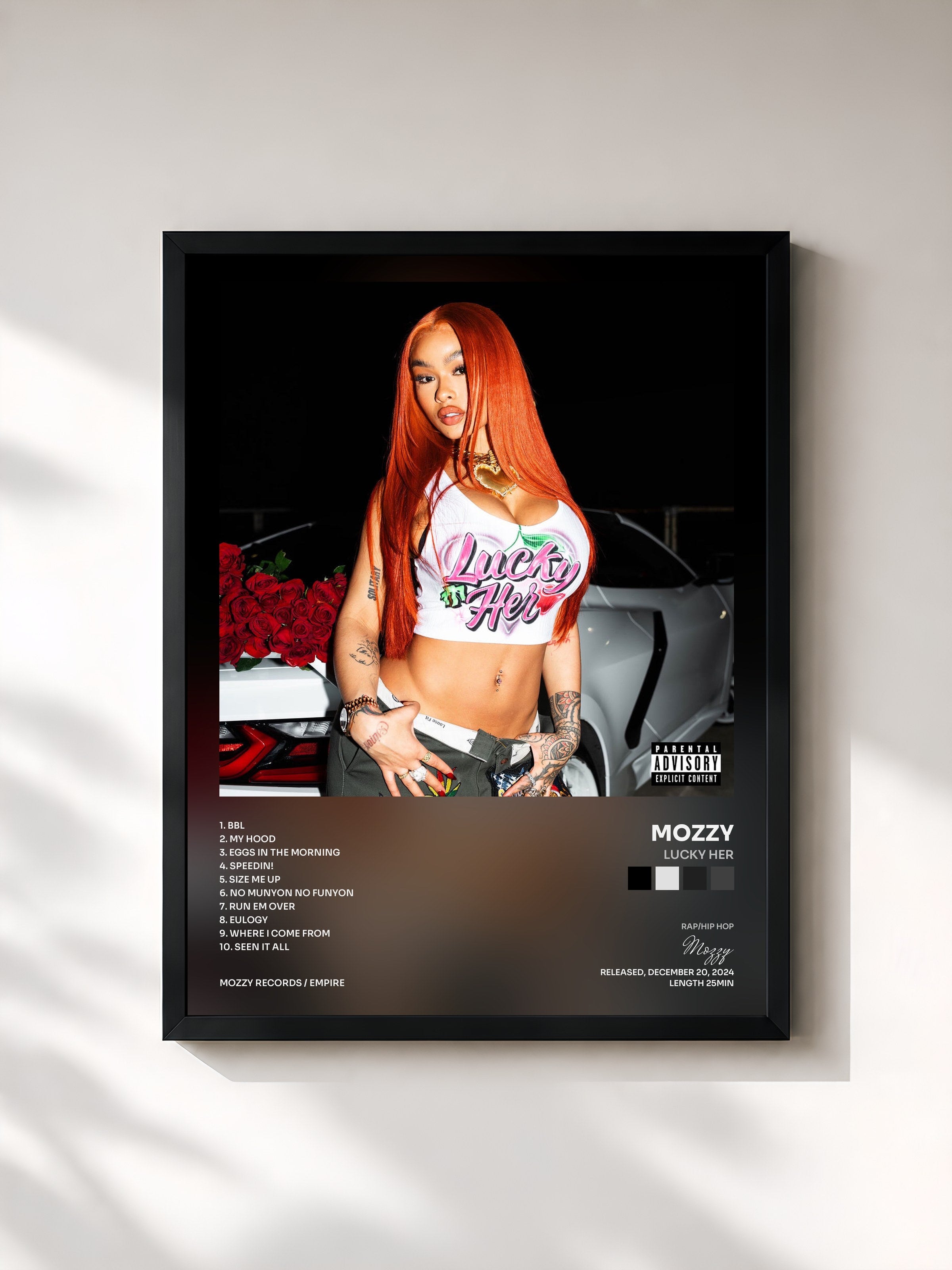 #noir Tableau de l'album LUCKY HER de Mozzy, cadre noir, imprimé et encadré en France