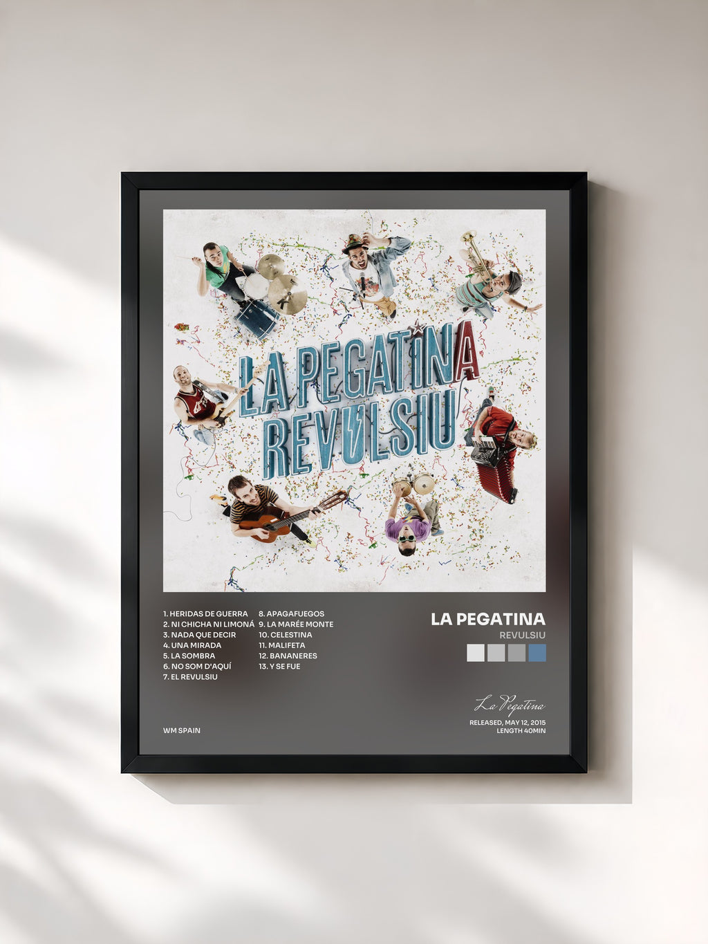 #noir Tableau de l'album Revulsiu de La Pegatina, cadre noir, imprimé et encadré en France