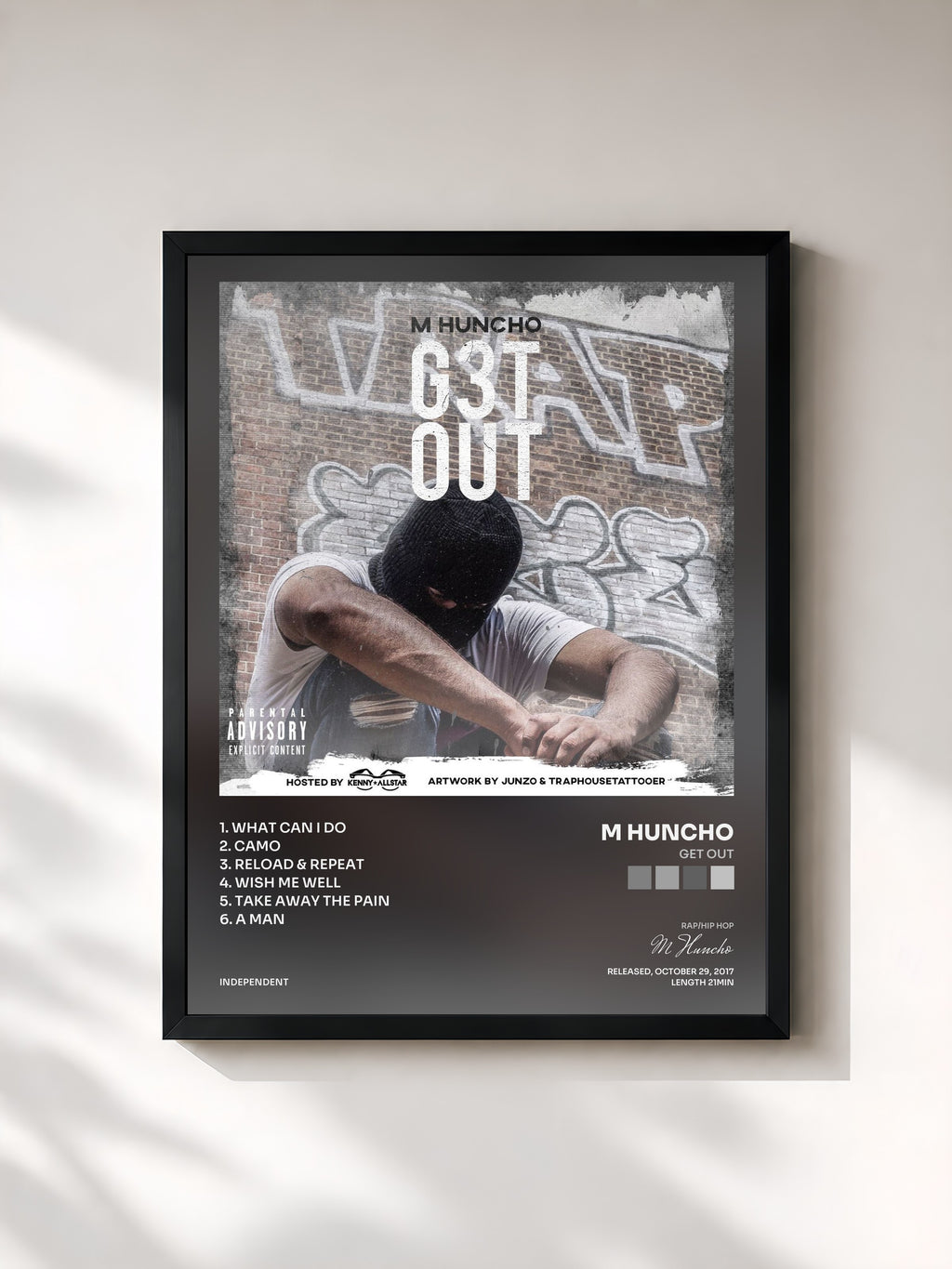 #noir Tableau de l'album GET OUT de M Huncho, cadre noir, imprimé et encadré en France