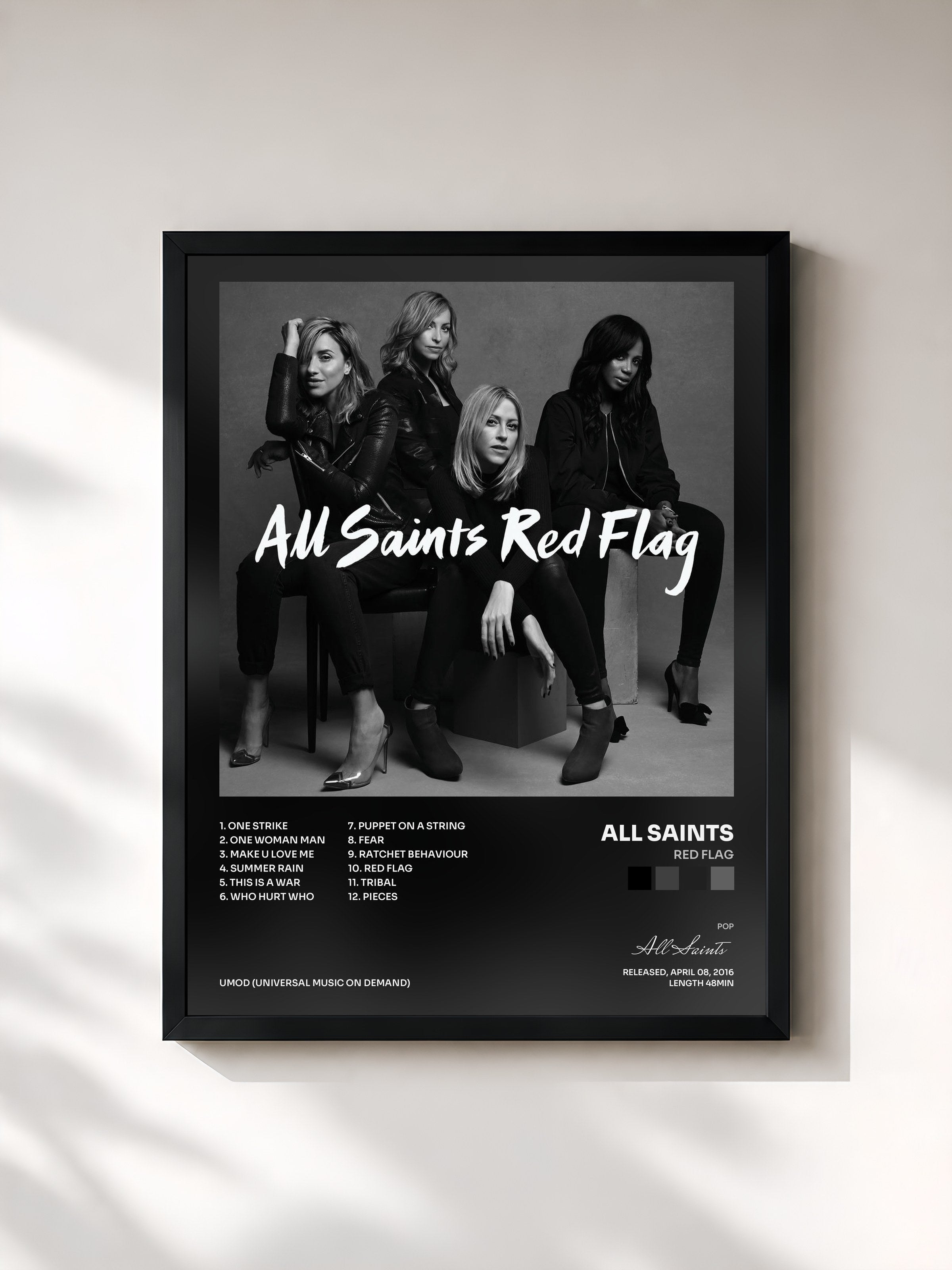 #noir Tableau de l'album Red Flag de All Saints, cadre noir, imprimé et encadré en France