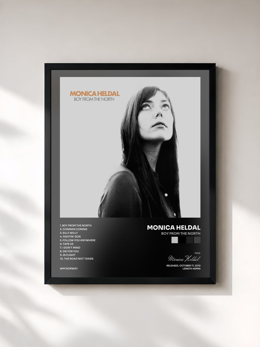 #noir Tableau de l'album Boy From The North de Monica Heldal, cadre noir, imprimé et encadré en France