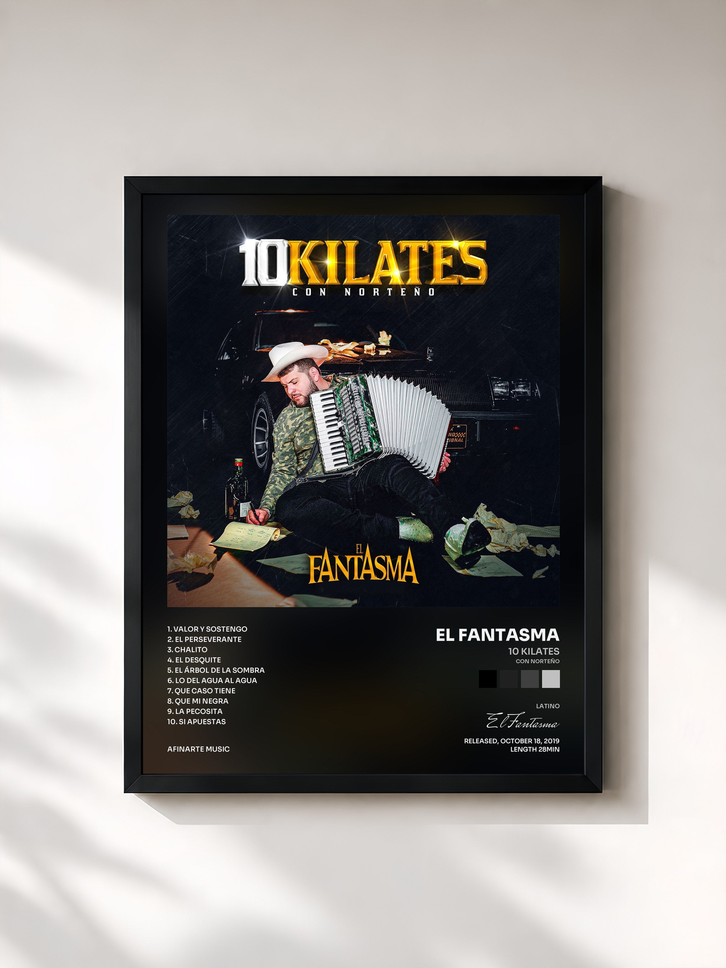 #noir Tableau de l'album 10 Kilates (Con Norteño) de El Fantasma, cadre noir, imprimé et encadré en France