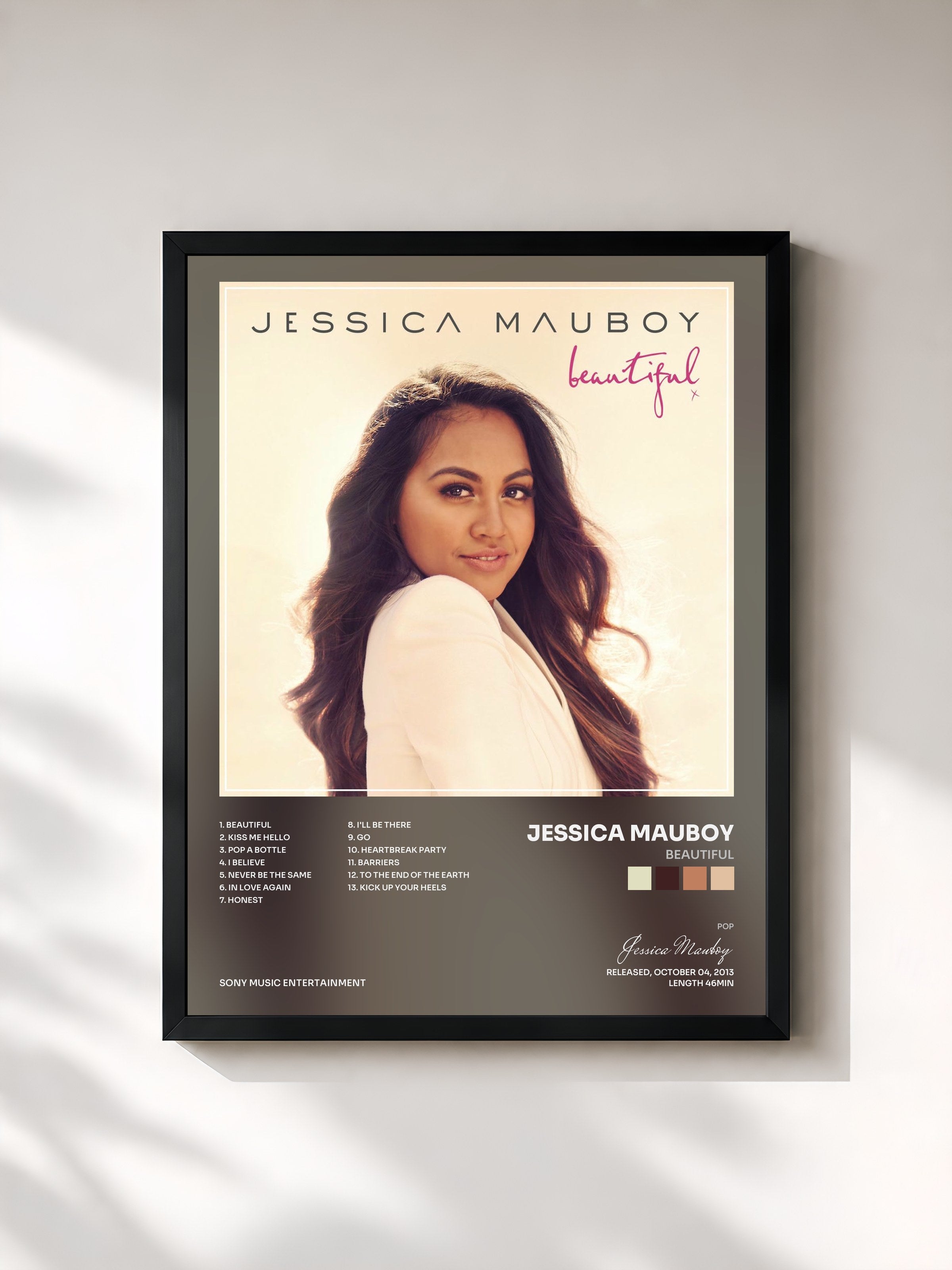 #noir Tableau de l'album Beautiful de Jessica Mauboy, cadre noir, imprimé et encadré en France