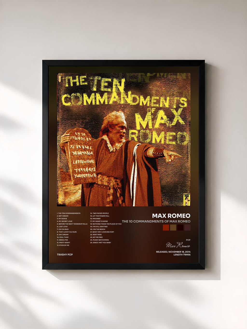 #noir Tableau de l'album The 10 Commandments of Max Romeo de Max Romeo, cadre noir, imprimé et encadré en France