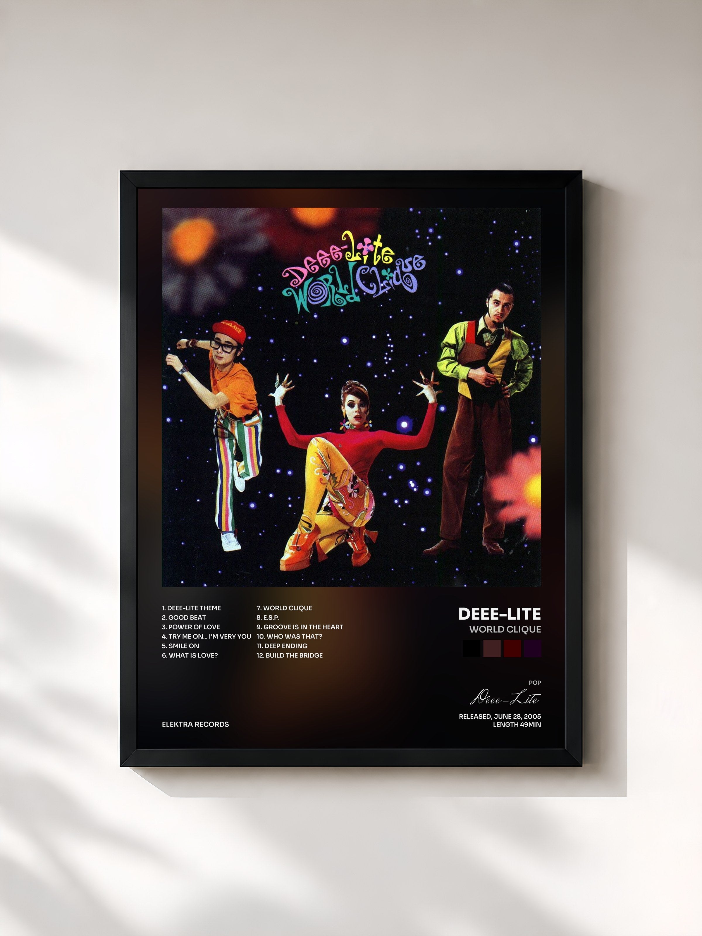 #noir Tableau de l'album World Clique de Deee-Lite, cadre noir, imprimé et encadré en France