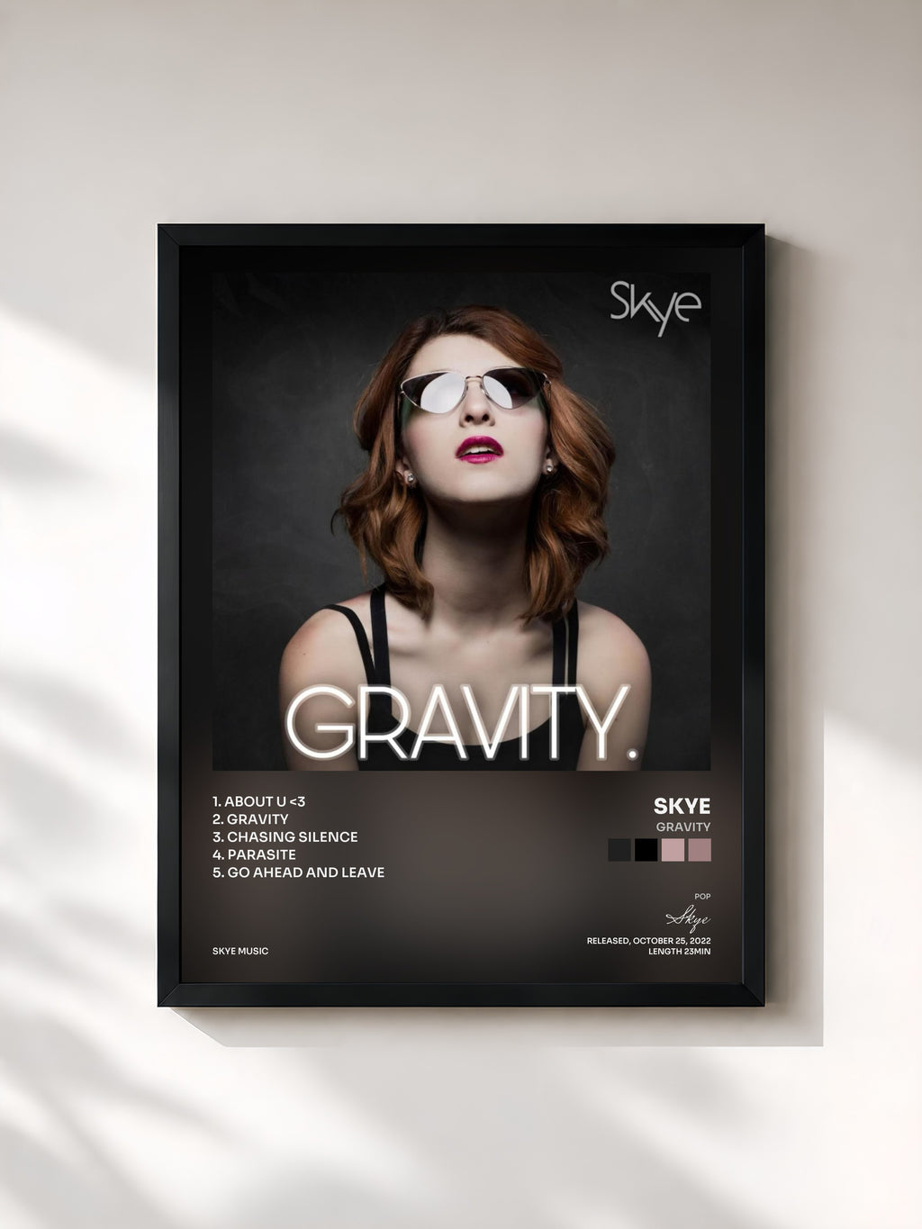 #noir Tableau de l'album Gravity de Skye, cadre noir, imprimé et encadré en France