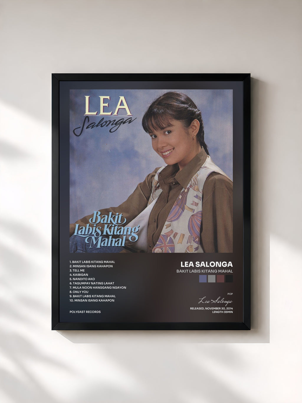 #noir Tableau de l'album Bakit Labis Kitang Mahal de Lea Salonga, cadre noir, imprimé et encadré en France