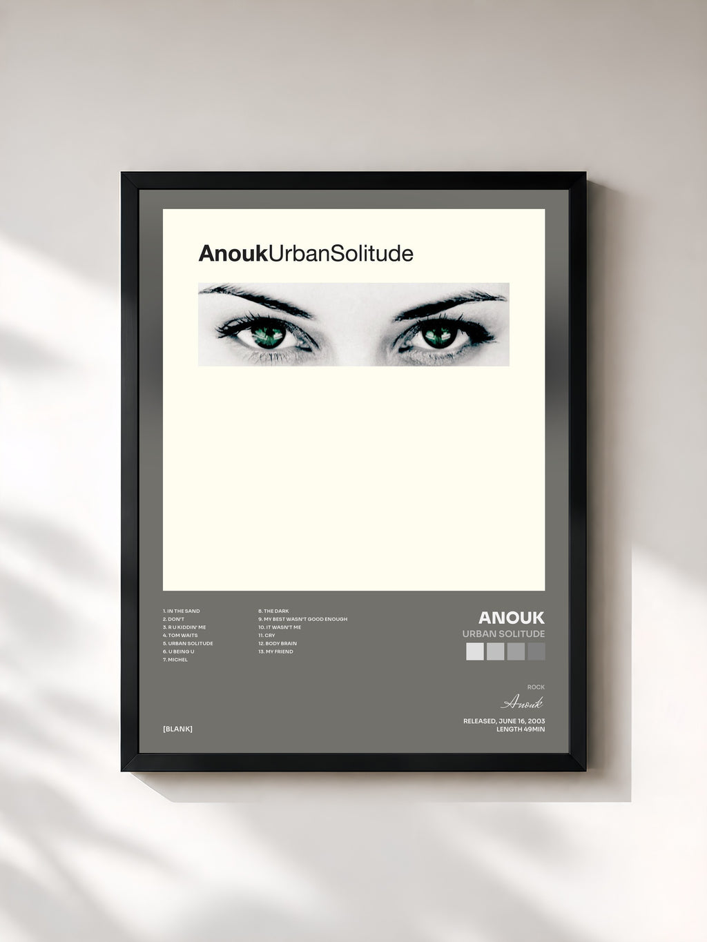 #noir Tableau de l'album Urban Solitude de Anouk, cadre noir, imprimé et encadré en France
