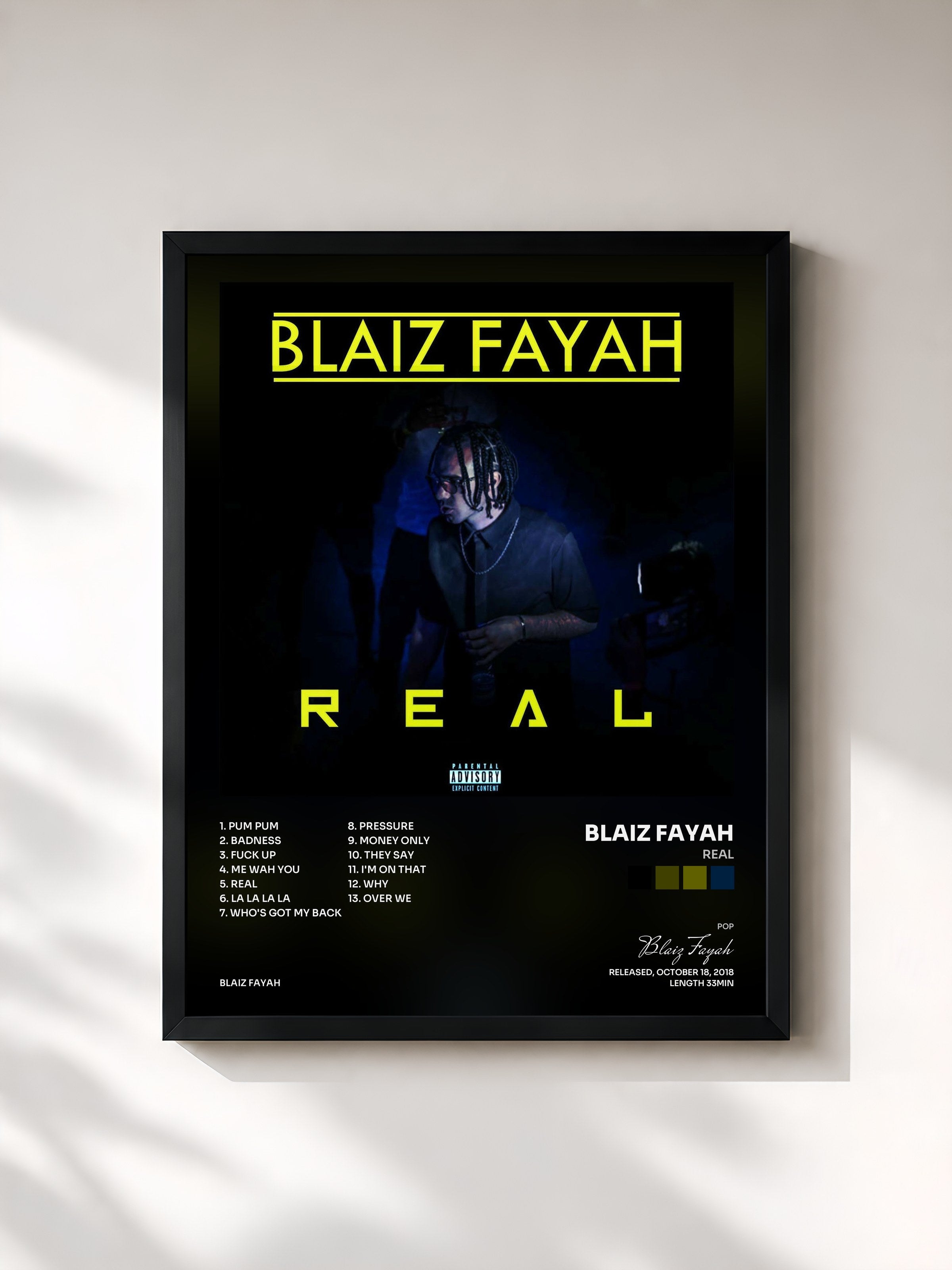 #noir Tableau de l'album Real de Blaiz Fayah, cadre noir, imprimé et encadré en France